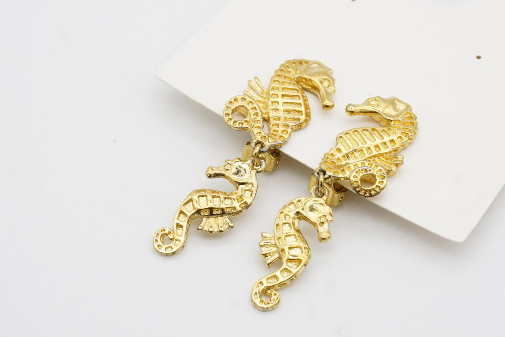 Christian Dior 1980s Vintage Relief Double Seahorse Long Dangle Clip Earrings For Sale 4