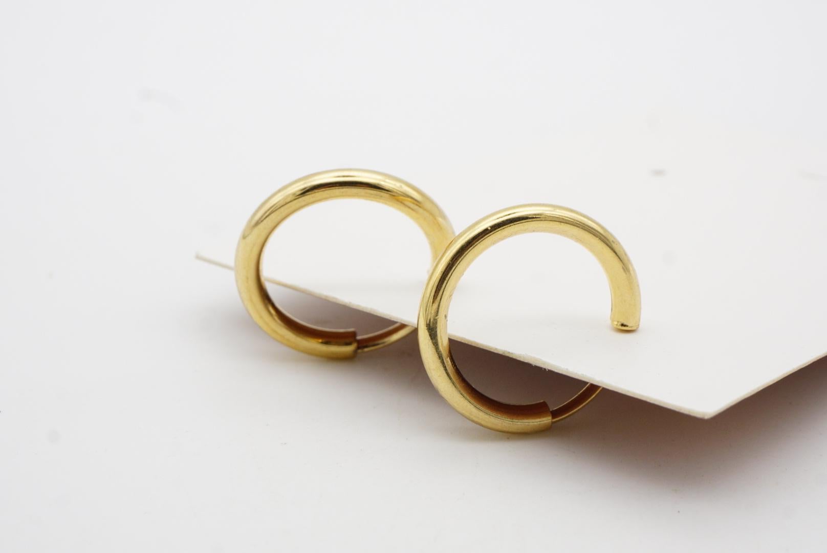 Christian Dior 1980s Vintage Round Circle Glow Huggie Hoop Modernist Earrings 3
