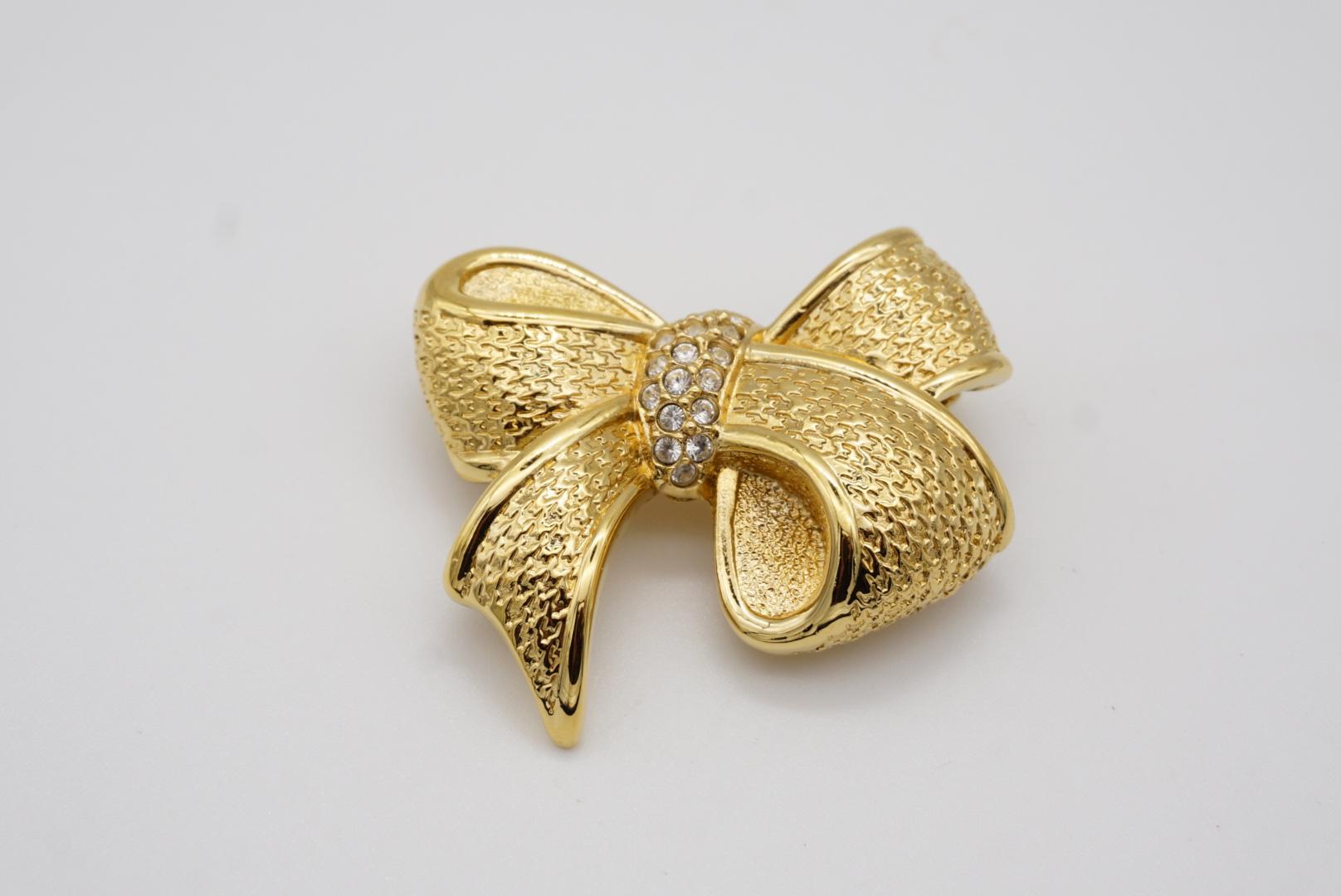 Christian Dior 1980s Vintage Textured Knot Bow Ribbon Crystals Gold Brooch New 5