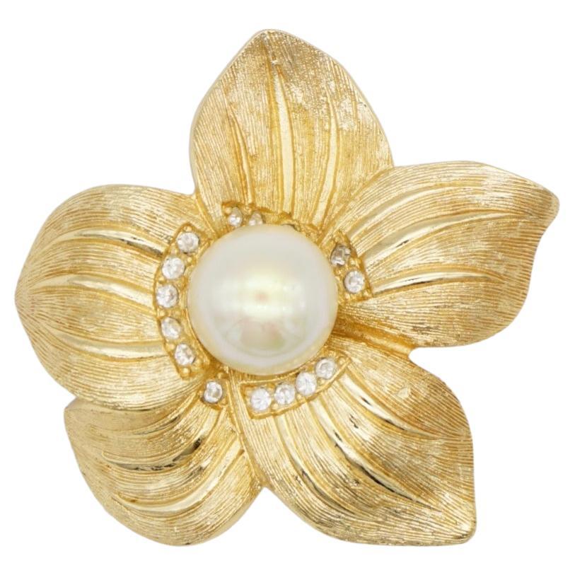 Christian Dior 1980s Vintage Wavy Swirl Flower White Pearl Gold Crystals Brooch