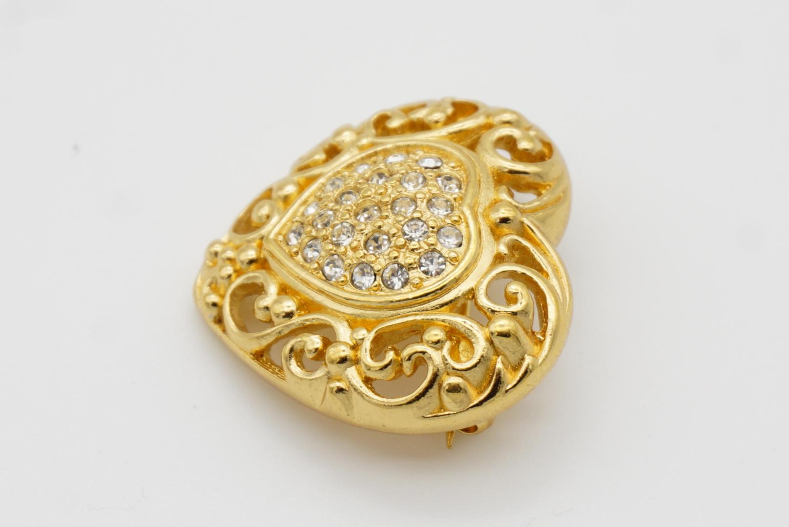 Christian Dior 1980s Vintage Baroque Crystals Heart Love Openwork Carved Brooch For Sale 5