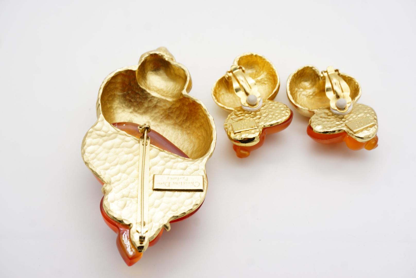 Christian Dior 1987 Robert Goossens for Christian Dior Orecchini a spilla con conchiglia arancione in vendita 10