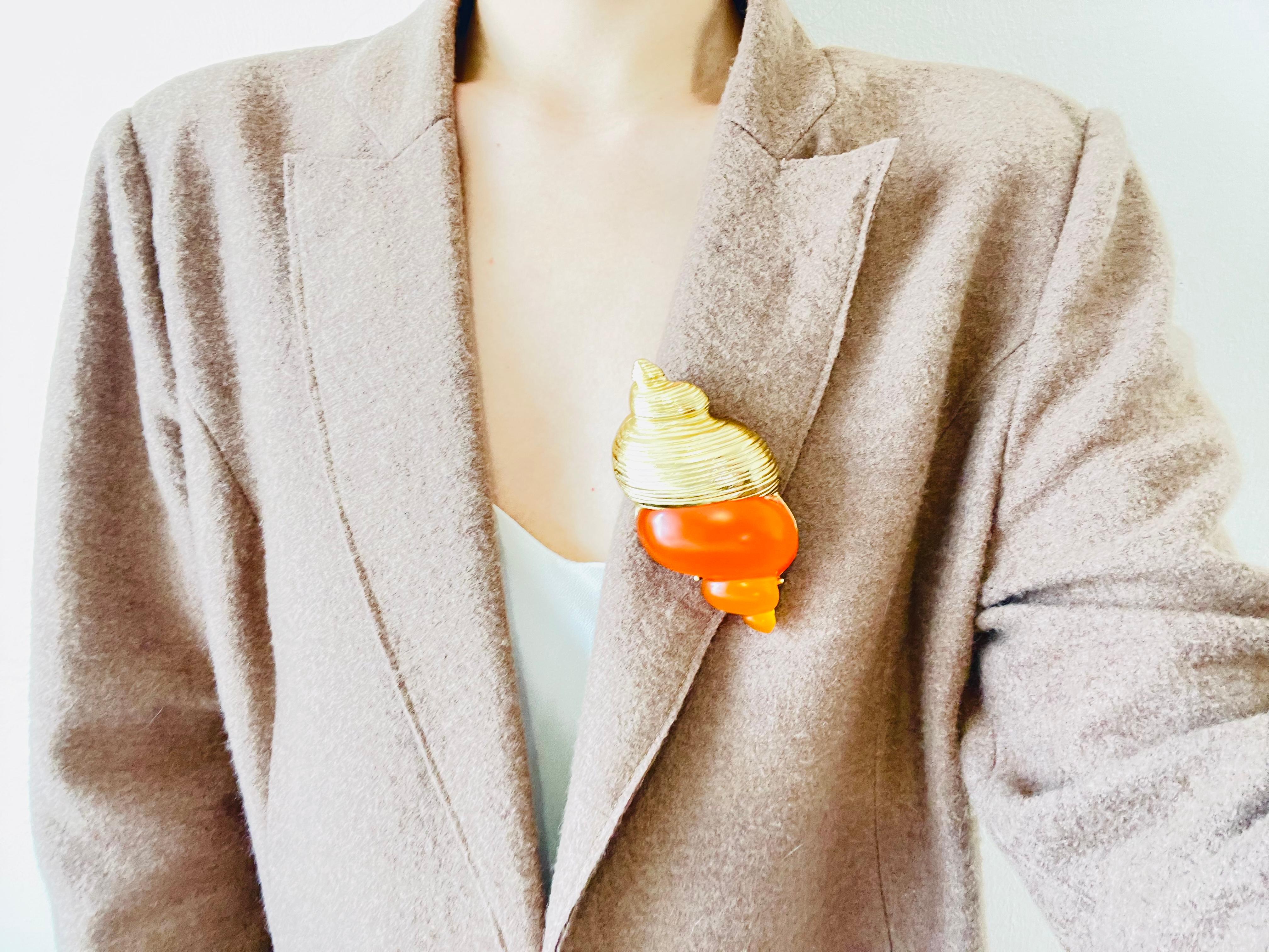 Christian Dior 1987 Robert Goossen Orange Muschelschale Conch Torch Jelly Belly Brosche 5