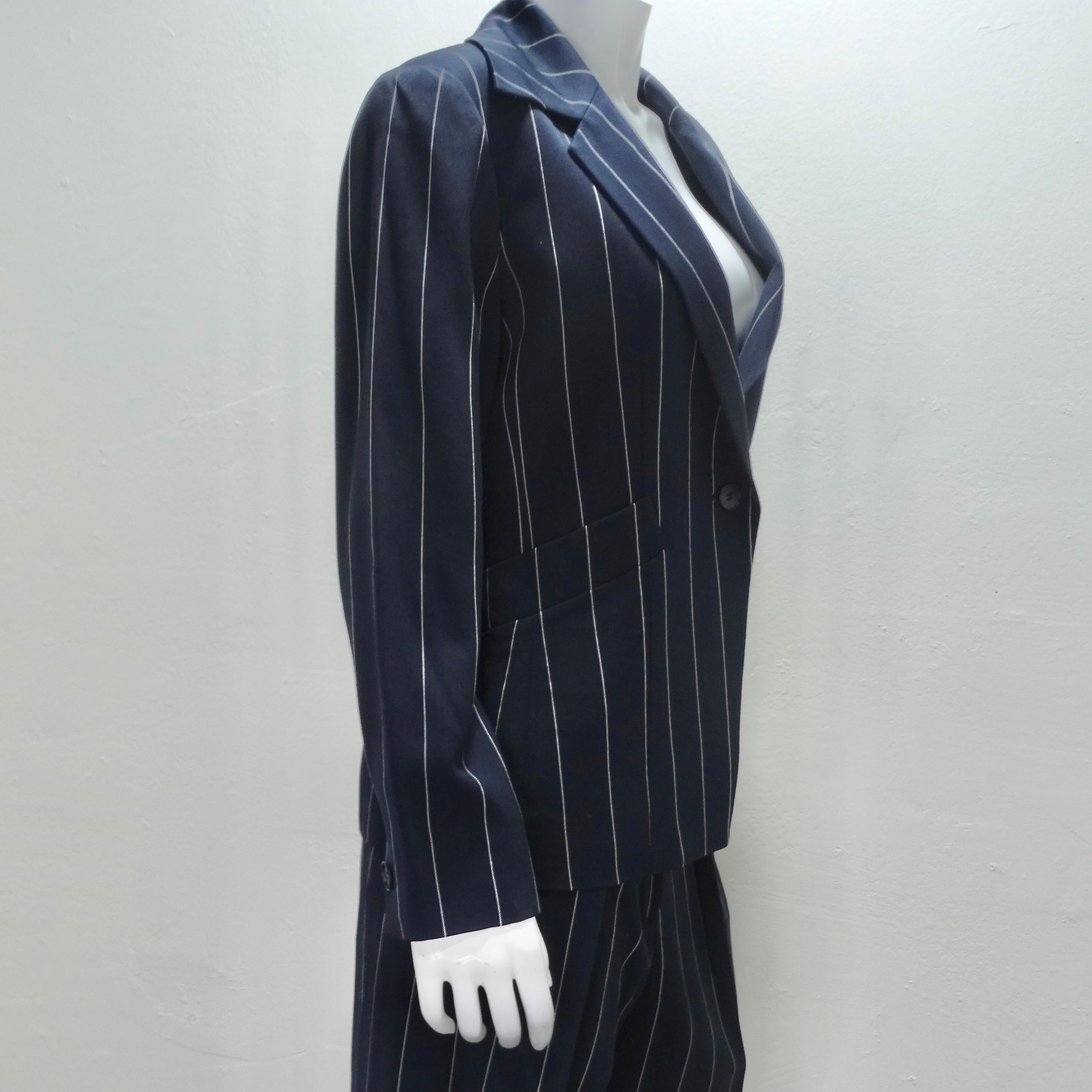 Christian Dior 1990 - Costume à rayures bleu marine en vente 8