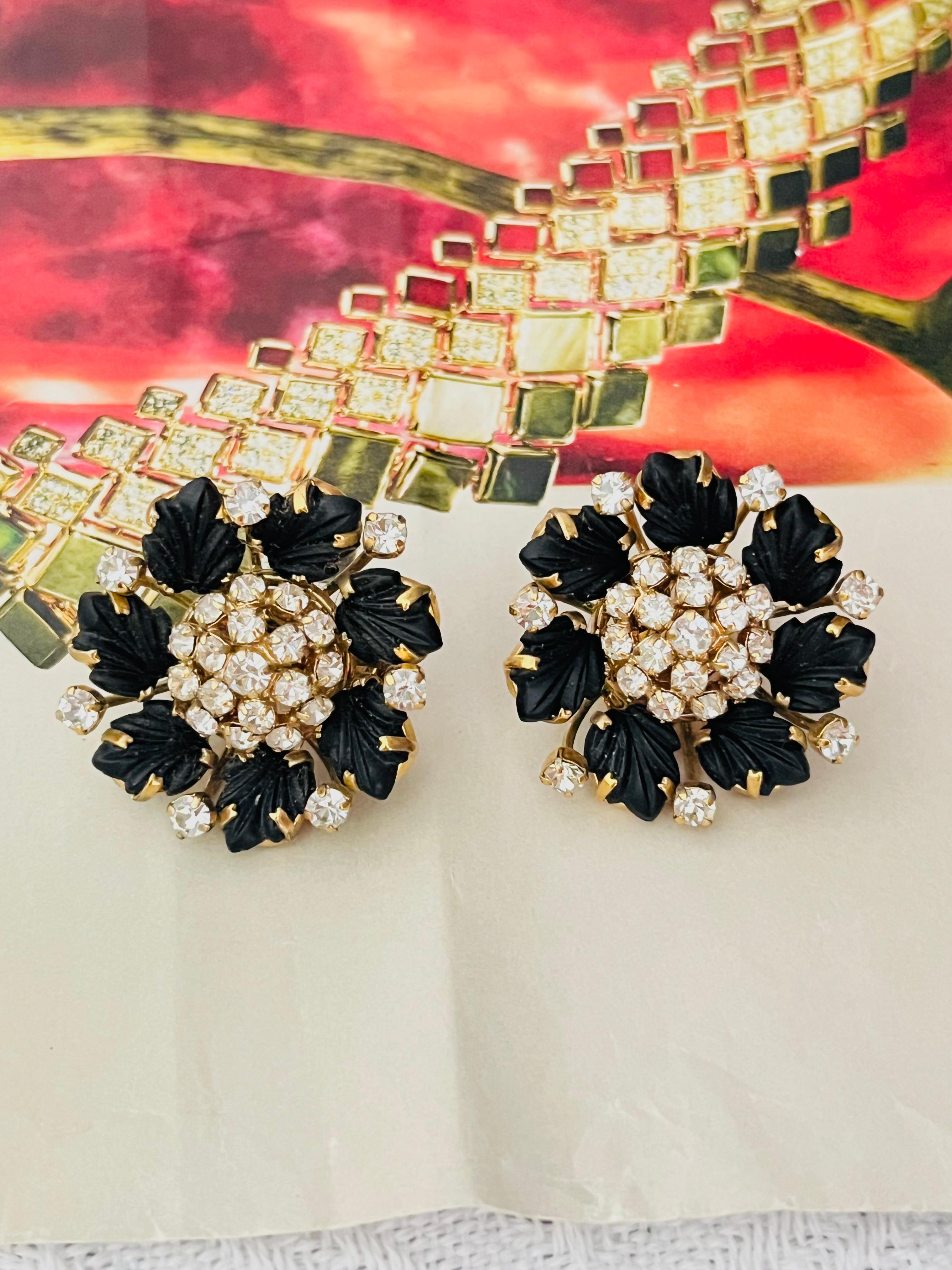 Christian Dior 1992 Vintage Vivid Black Blossom Flower Crystals Leaf Ohrringe im Zustand „Gut“ im Angebot in Wokingham, England