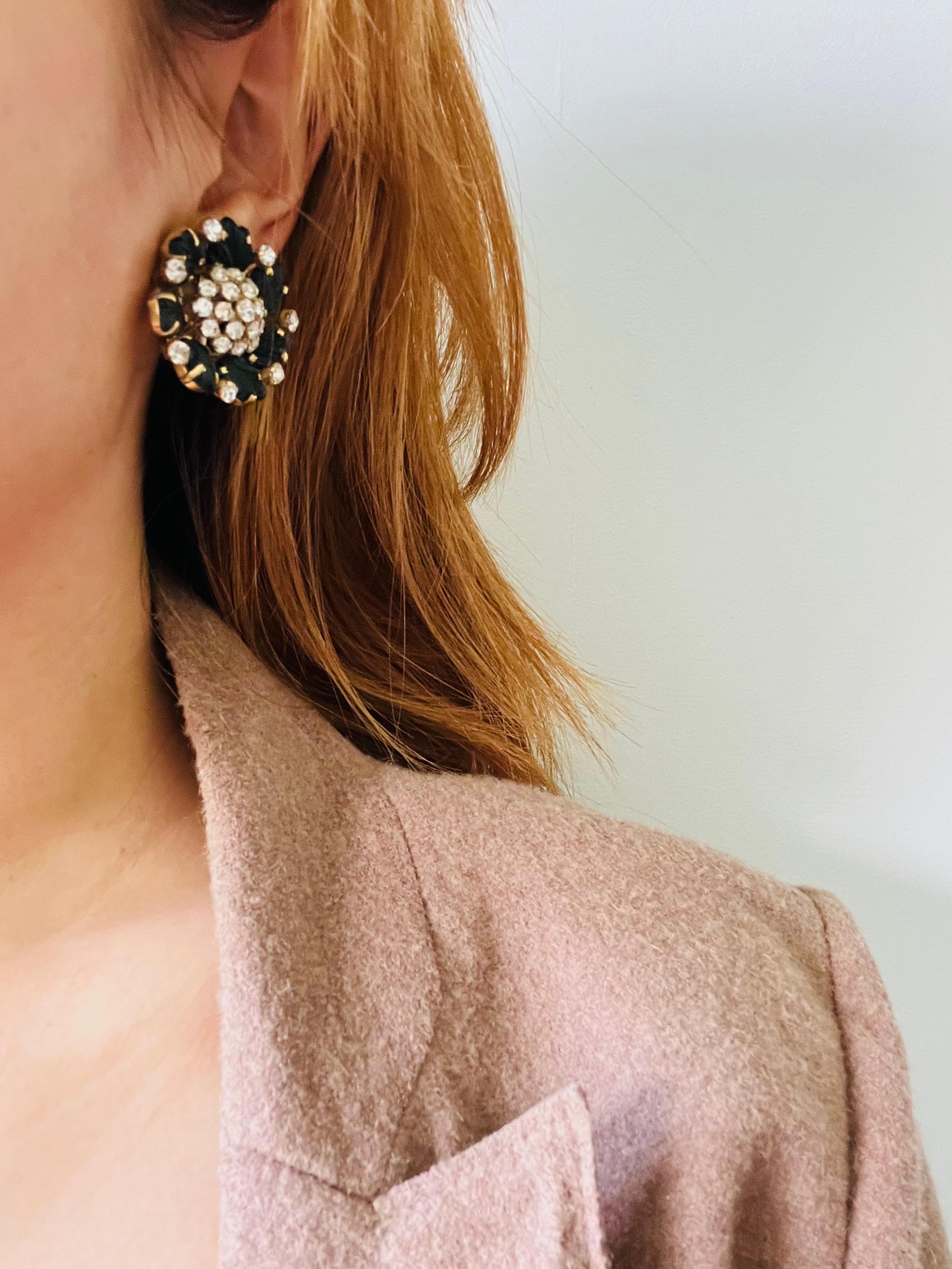 Christian Dior 1992 Vintage Vivid Black Blossom Flower Crystals Leaf Ohrringe im Angebot 2