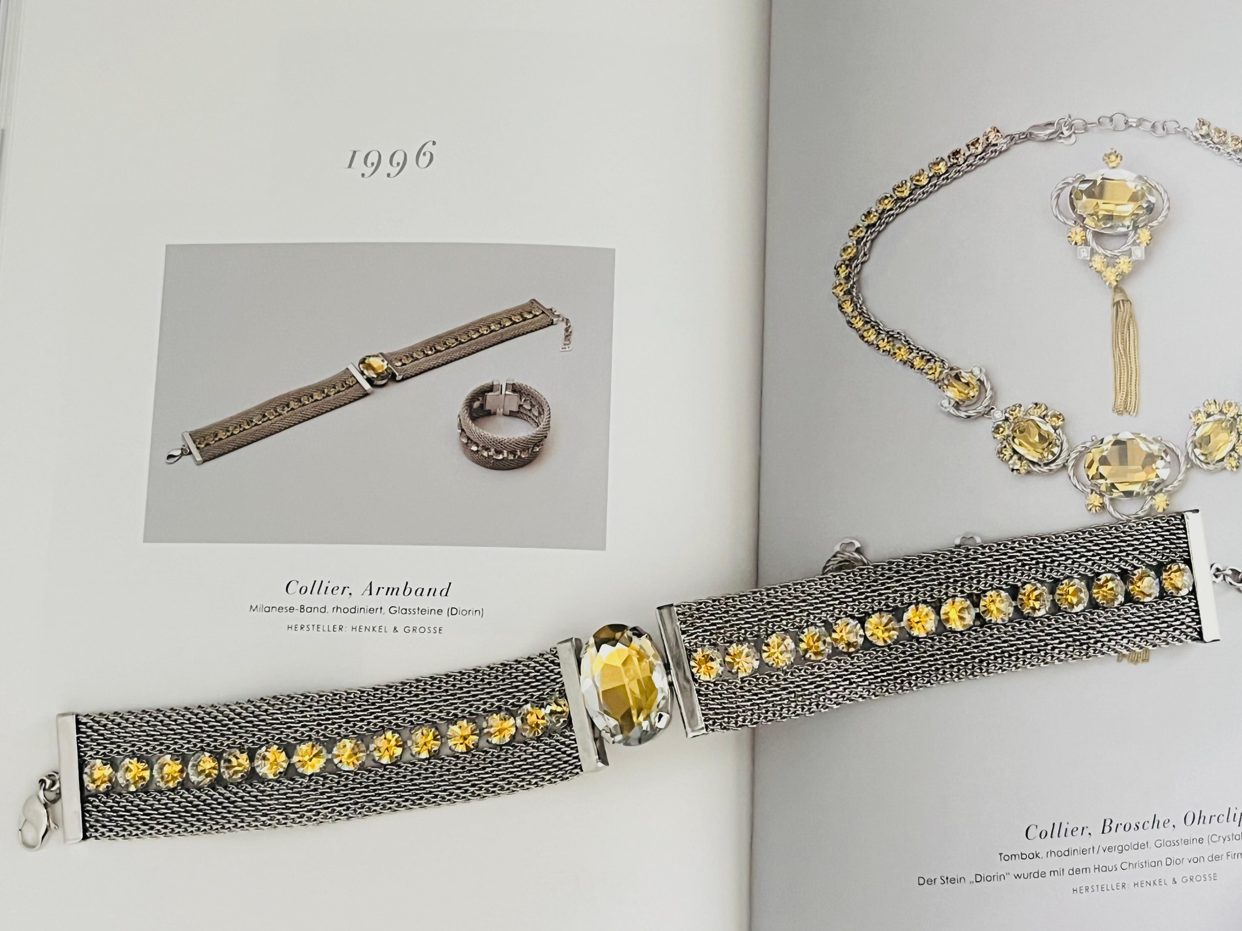 CHRISTIAN DIOR 1994 Citrine Oval Pendant Crystals Mesh Choker Silver Necklace In Excellent Condition For Sale In Wokingham, England