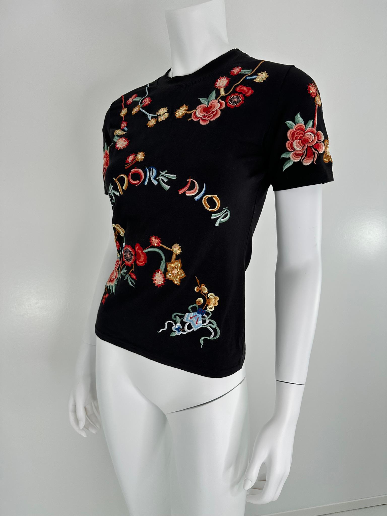 Christian Dior 2001 J'ADORE DIOR Nero Ricamato  Maglietta a maniche corte 10 In condizioni ottime in vendita a West Palm Beach, FL