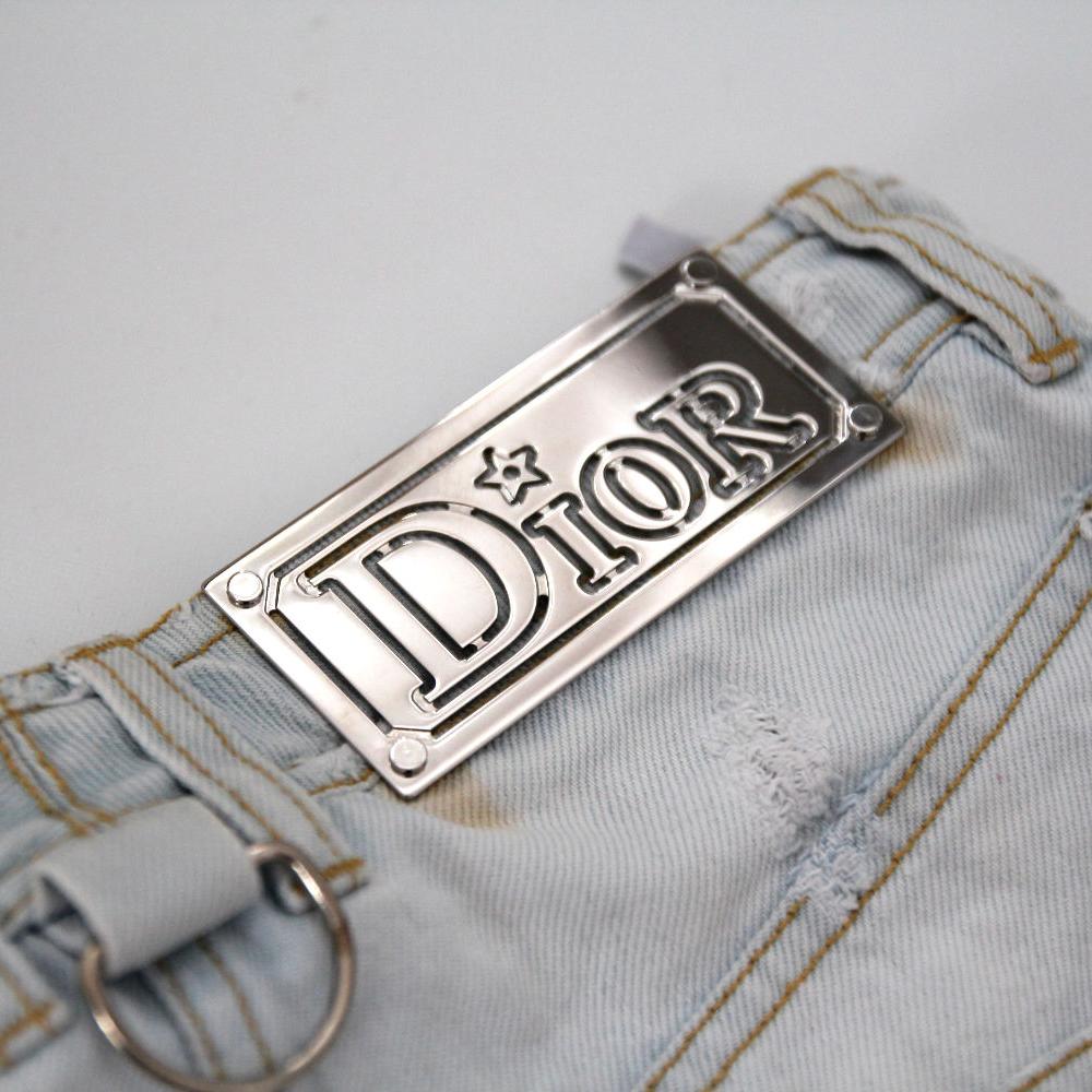 CHRISTIAN DIOR

2001. Light blue denim jeans skirt used-look by John Galliano.

Get the unmistakable Dior look of the Galliano era. 
Buy Now Or Cry Later!
 
The skirt is in good condition (see photos). 
Hardware with minimal wear (see photos).
