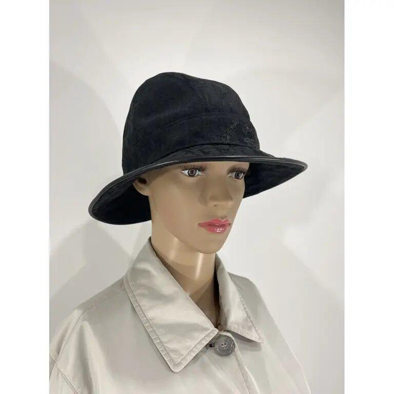 Christian Dior 2004 Vintage Trotter Embroidery black D bucket hat For Sale 3