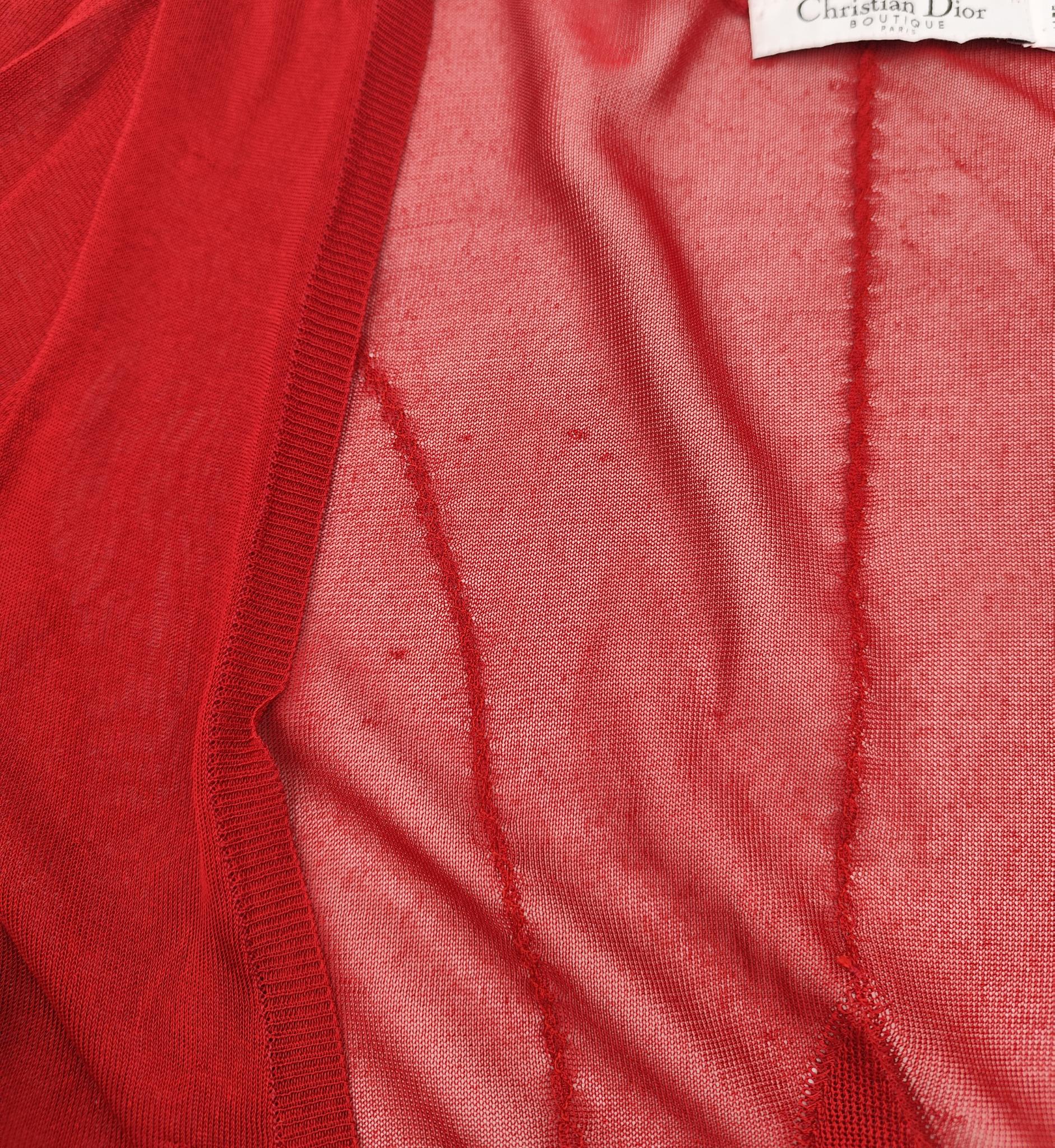 Ensemble top et pull en soie rouge Christian Dior 2006 en vente 11