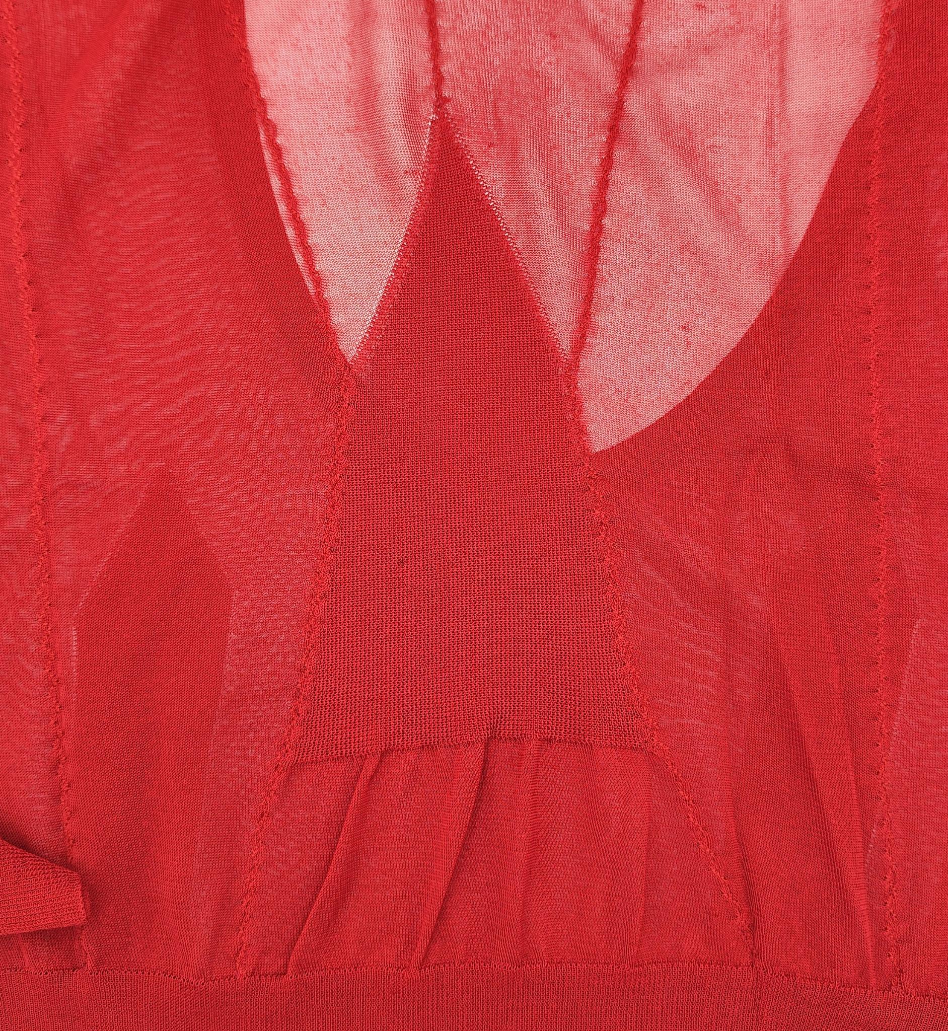 Ensemble top et pull en soie rouge Christian Dior 2006 en vente 4