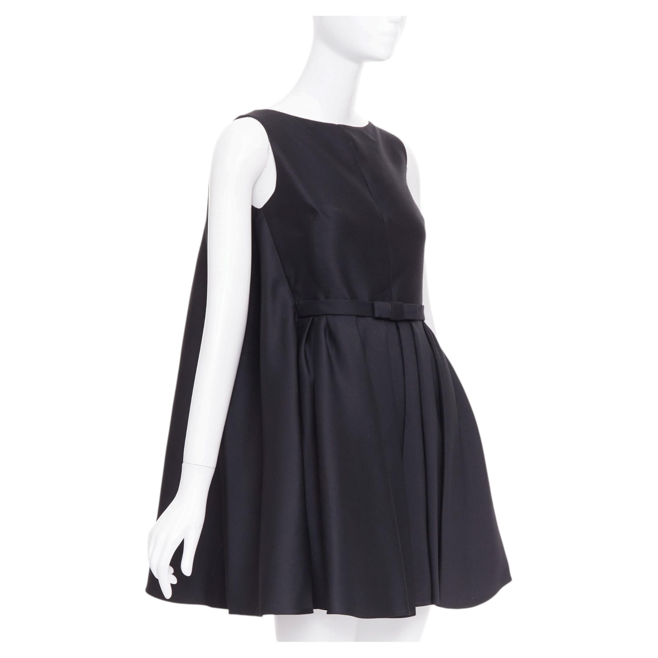 CHRISTIAN DIOR 2014 Raf Simons : robe à basques plissée avec ceinture à nœud noir, taille XS (FR34)