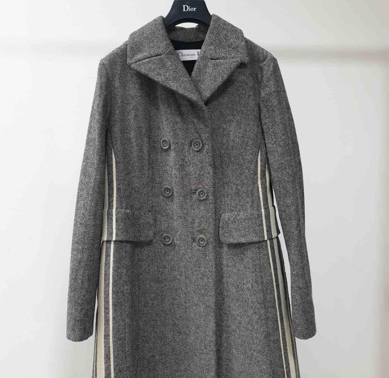 Christian Dior 2017 Wool Gray Coat In Excellent Condition In Krakow, PL