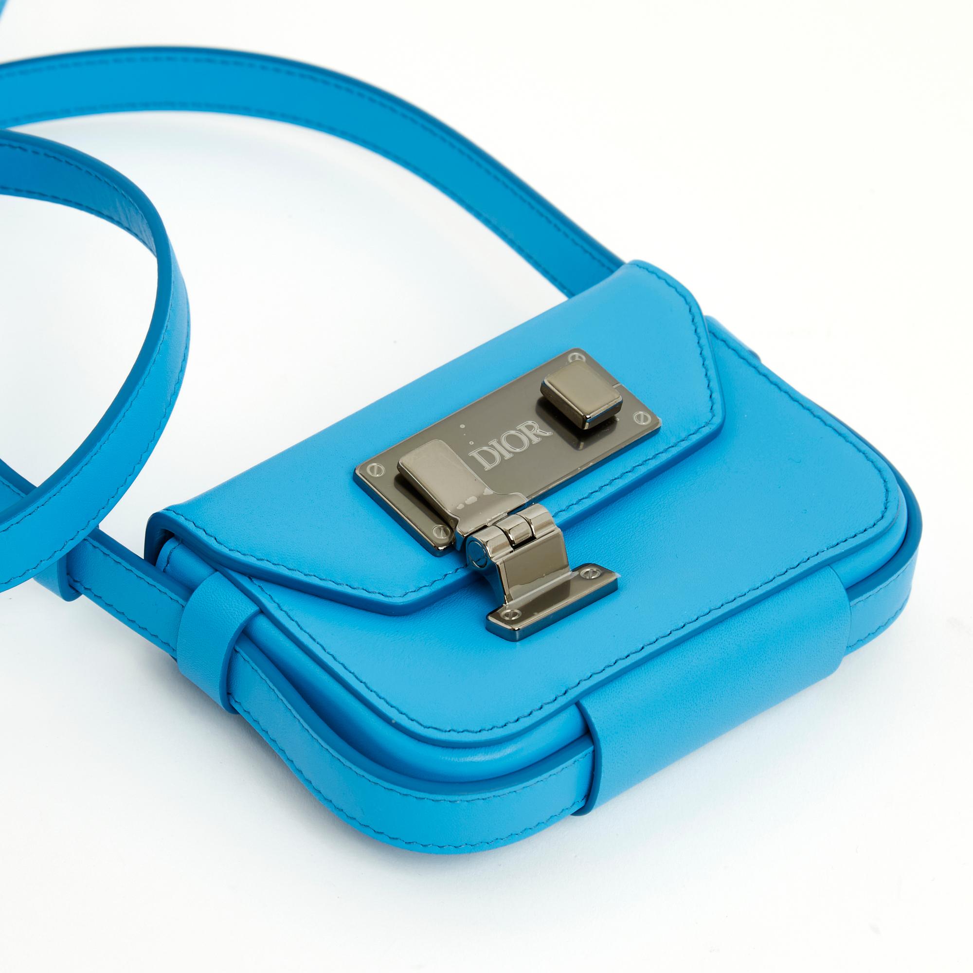 Christian Dior 2020 Sac Pochette Nano Pouch Shoulder Bag Blue New in Box In New Condition For Sale In PARIS, FR
