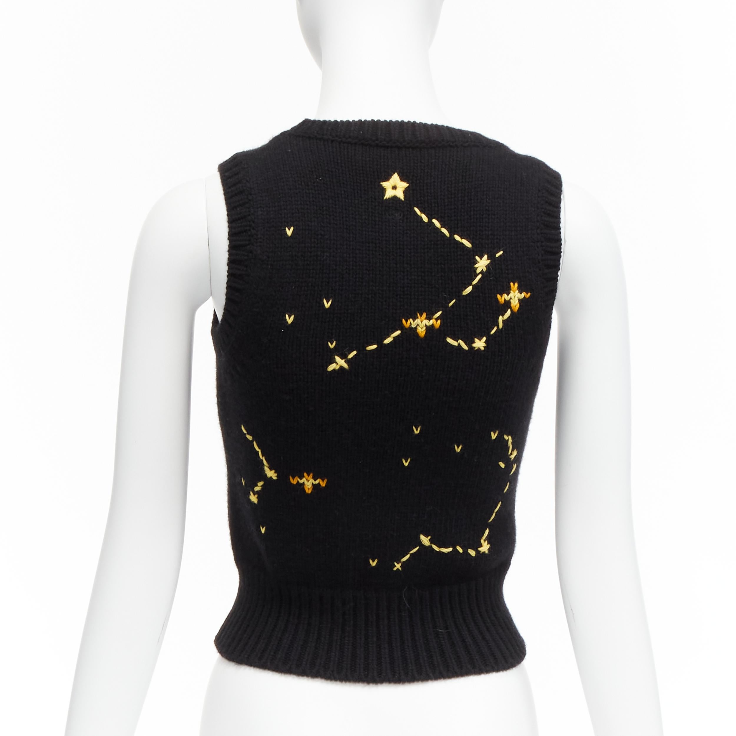CHRISTIAN DIOR 2022 Pixel Zodiac Cancer wool cashmere cropped vest sweater FR34  In Excellent Condition For Sale In Hong Kong, NT