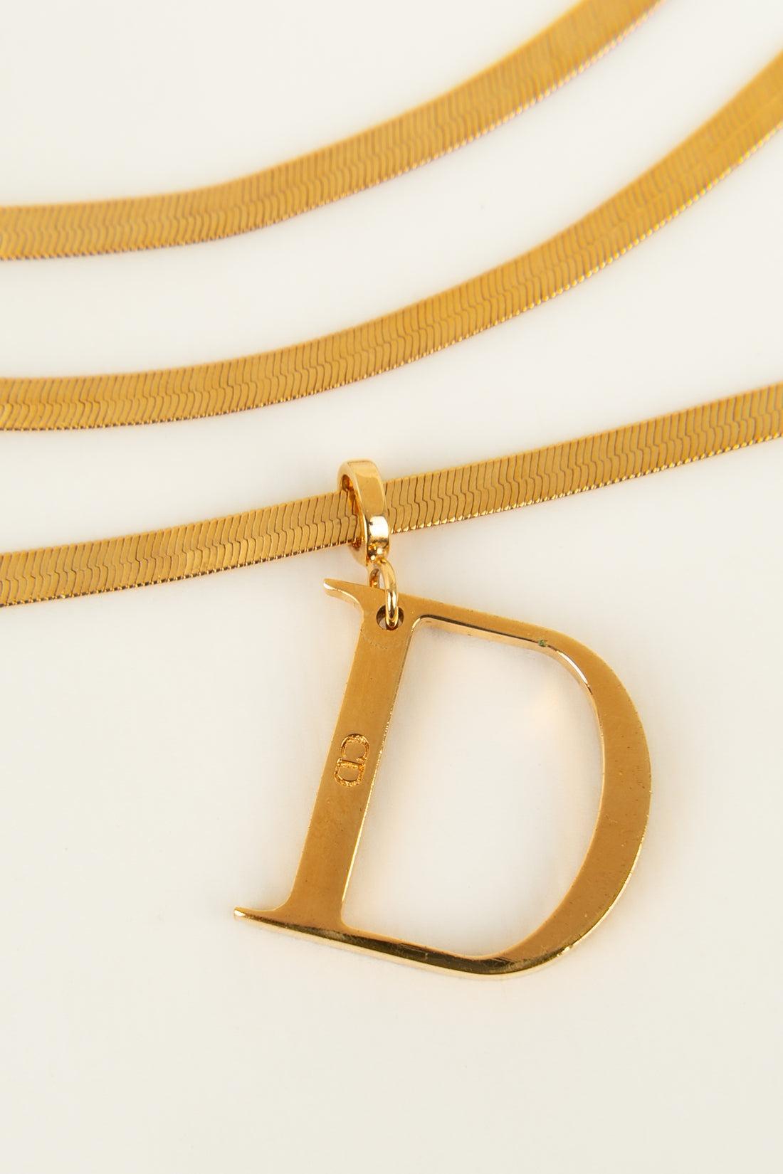 Christian Dior Halskette mit 3 Kettenreihen aus vergoldetem Metall Damen im Angebot