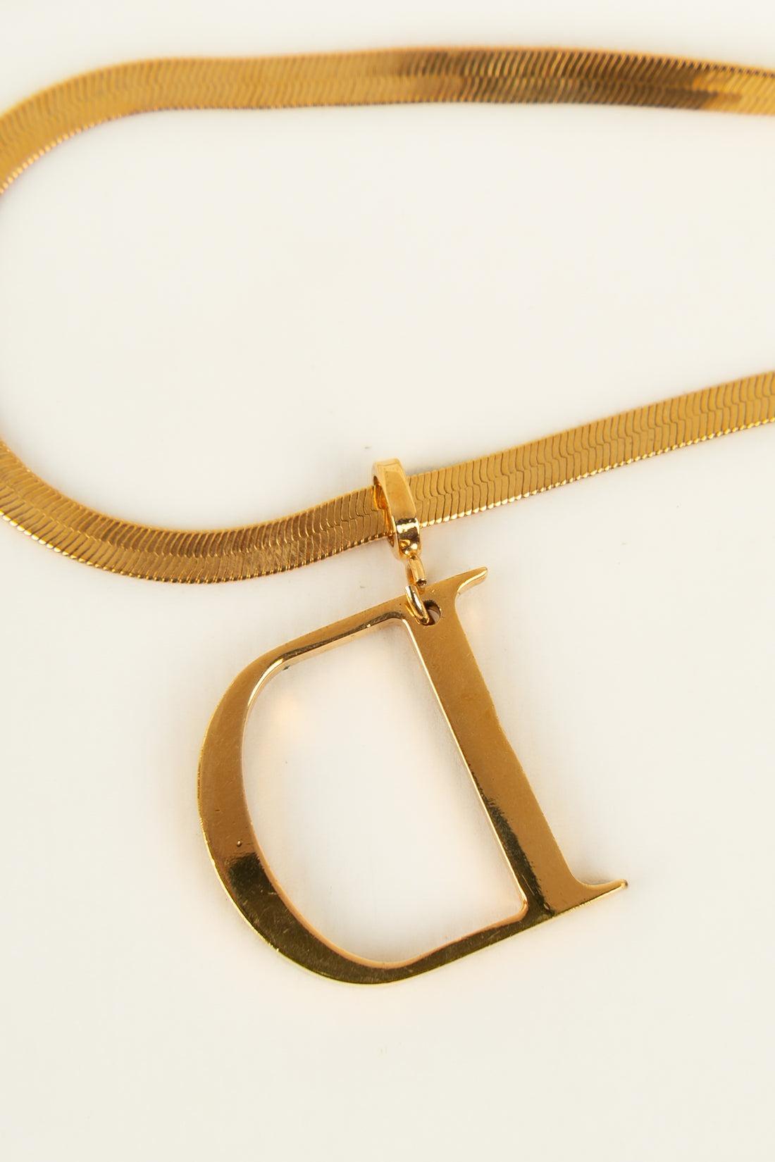 Christian Dior Halskette mit 3 Kettenreihen aus vergoldetem Metall im Angebot 1