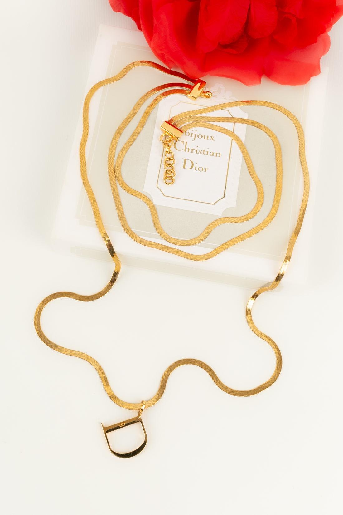 Christian Dior Halskette mit 3 Kettenreihen aus vergoldetem Metall im Angebot 4