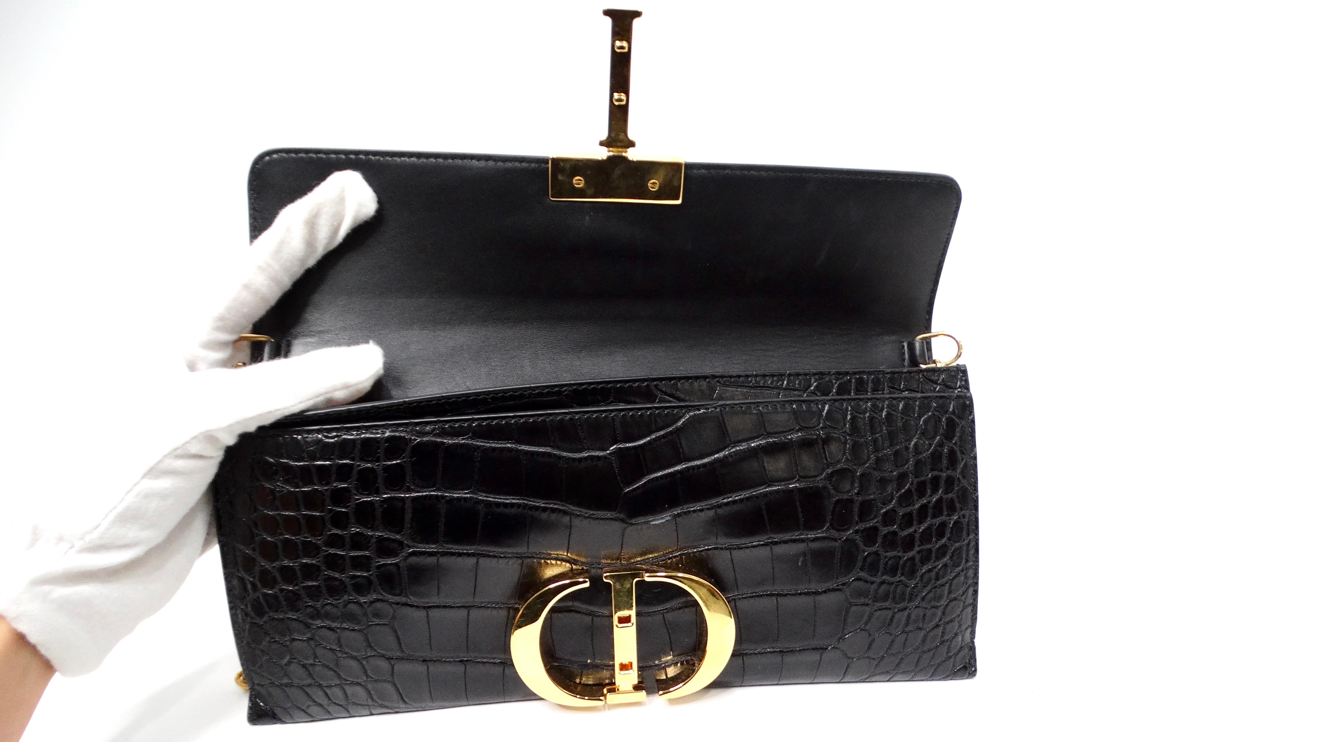 Christian Dior 30 Montaigne Pochette en crocodile noir avec chaîne en or en vente 3