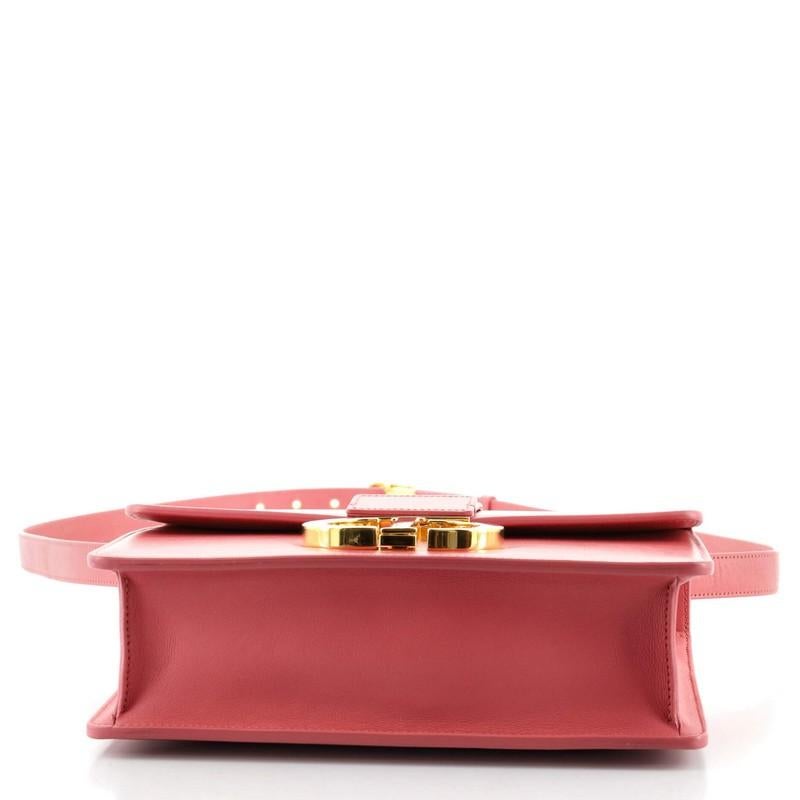 Christian Dior 30 Montaigne Klappentasche aus Leder im Zustand „Gut“ in NY, NY