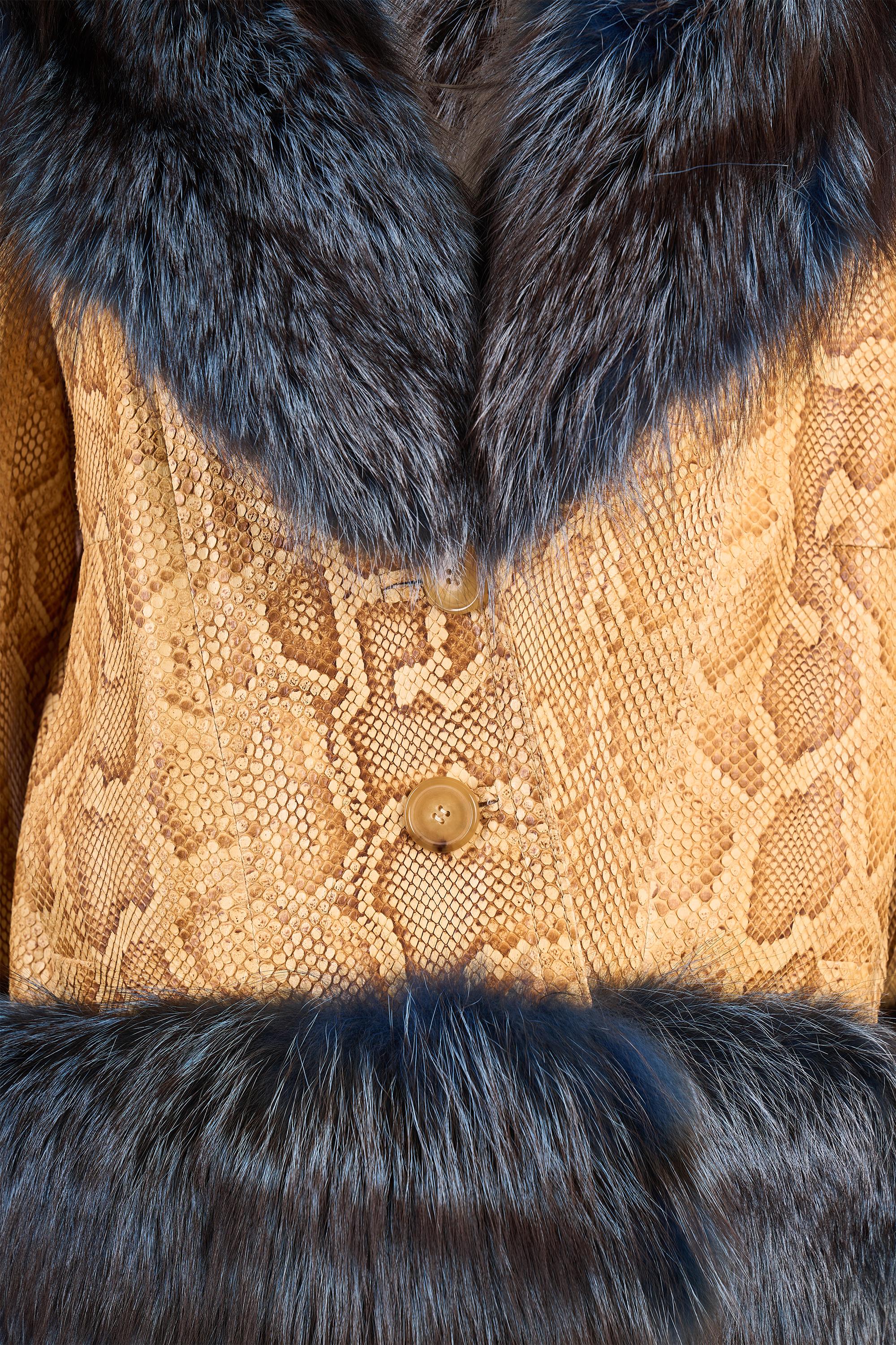 Christian Dior A/W 2010 Gelbe Python und Polarfuchs Jacke im Zustand „Hervorragend“ im Angebot in London, GB