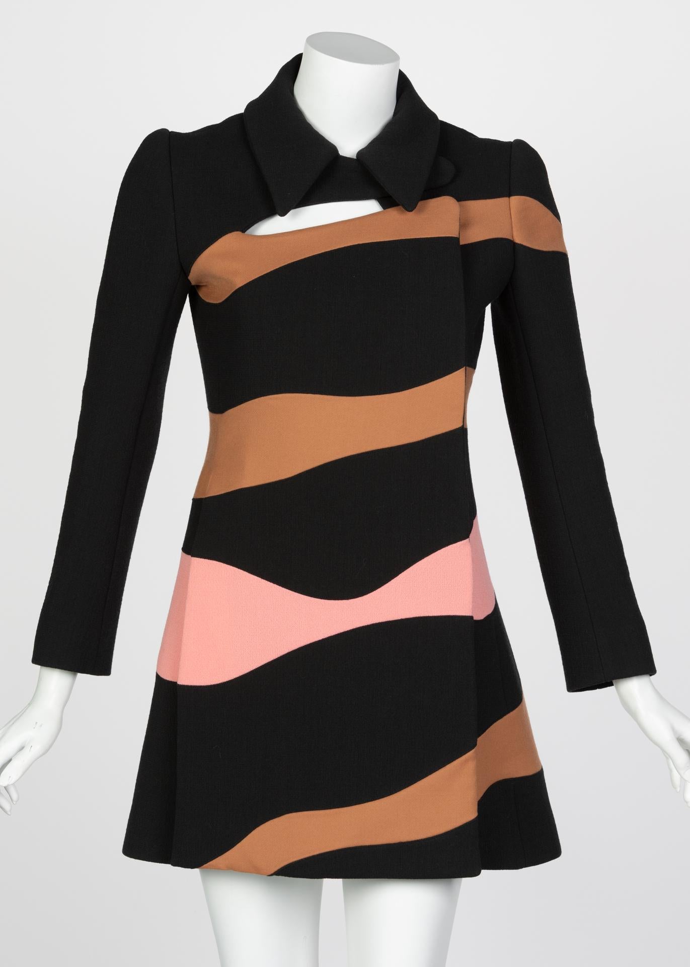 Christian Dior Abito Cappotto a Strisce Astratte Passerella Autunno 2015 7