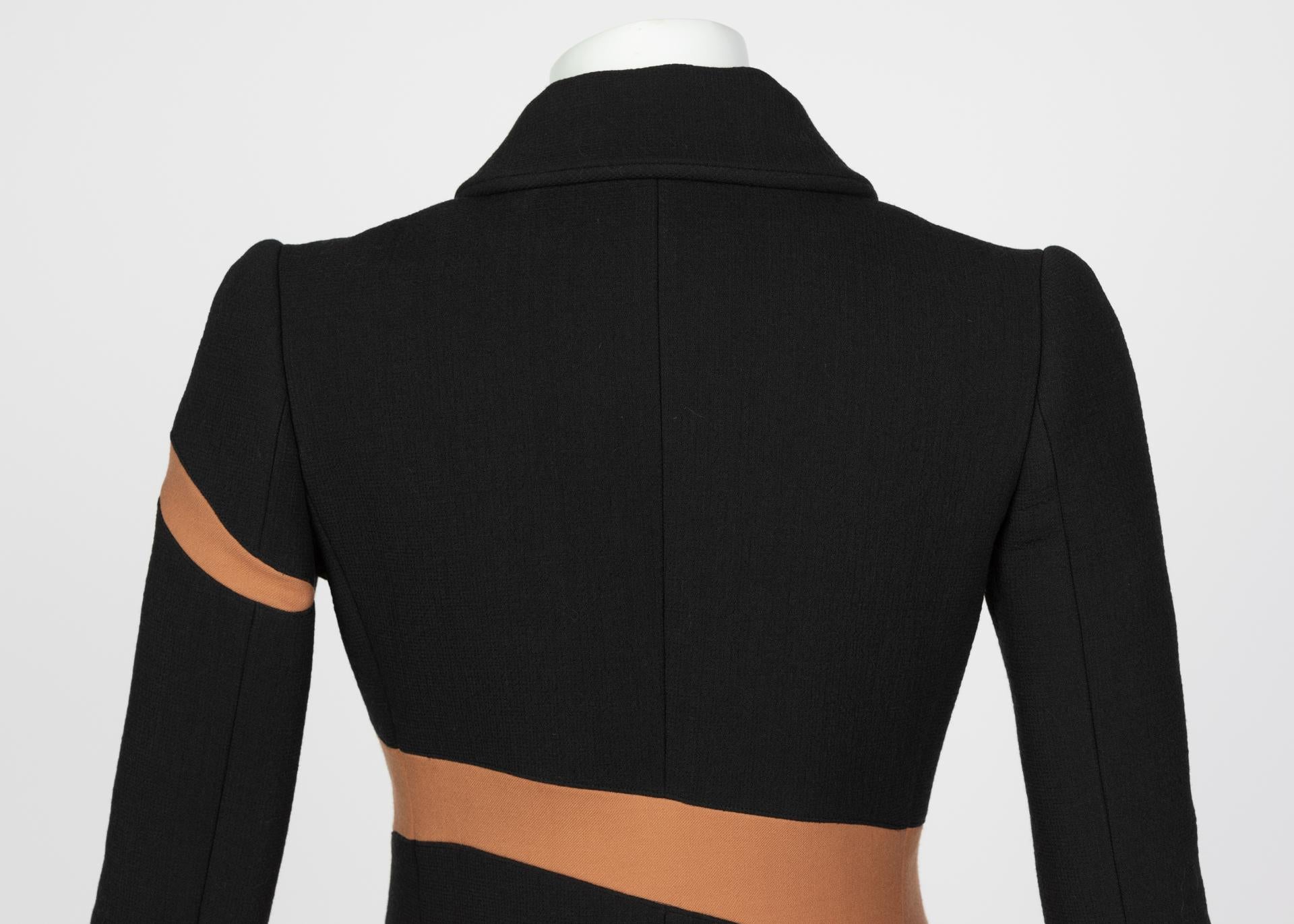 Christian Dior Abito Cappotto a Strisce Astratte Passerella Autunno 2015 2