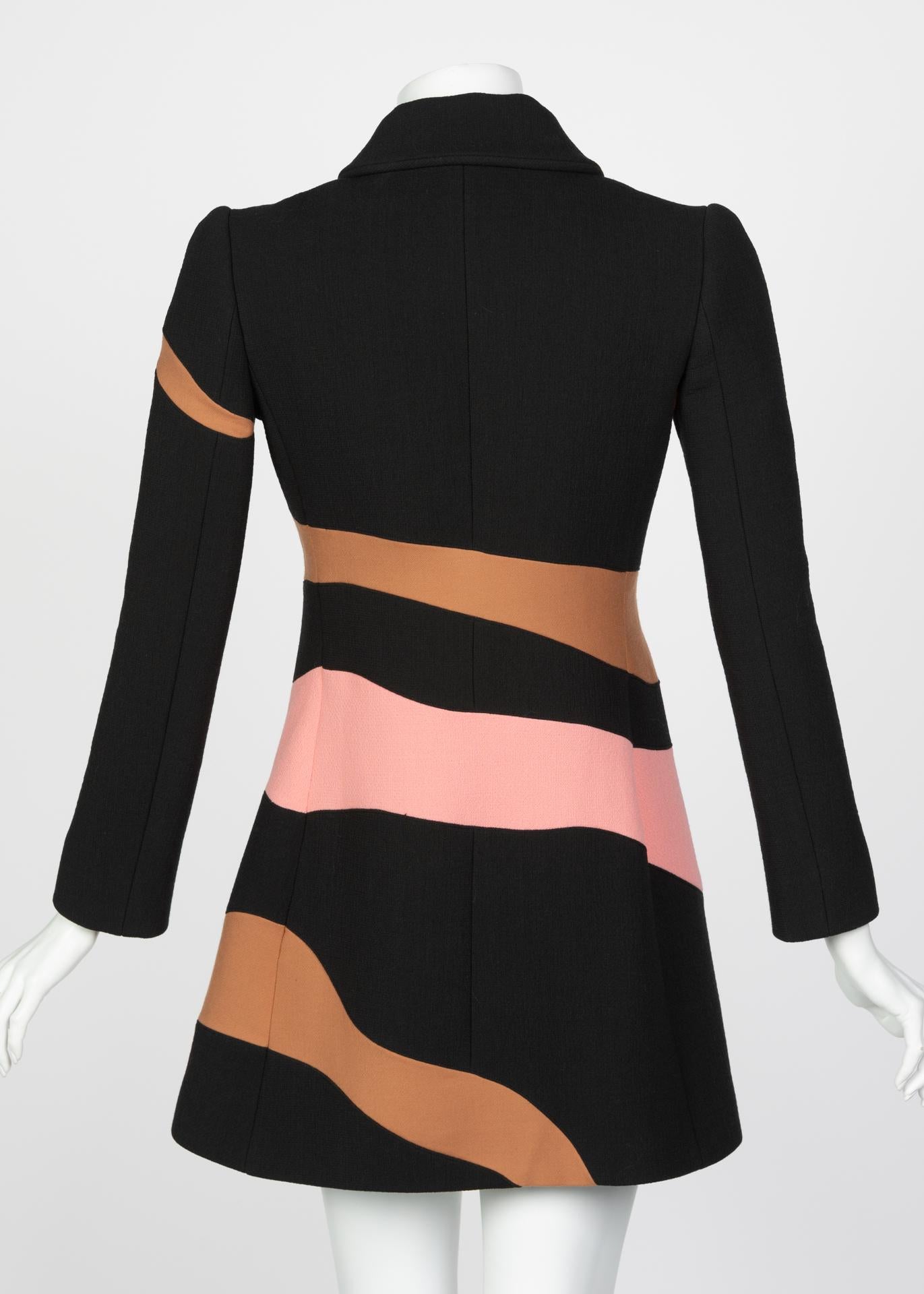 Christian Dior Abito Cappotto a Strisce Astratte Passerella Autunno 2015 3