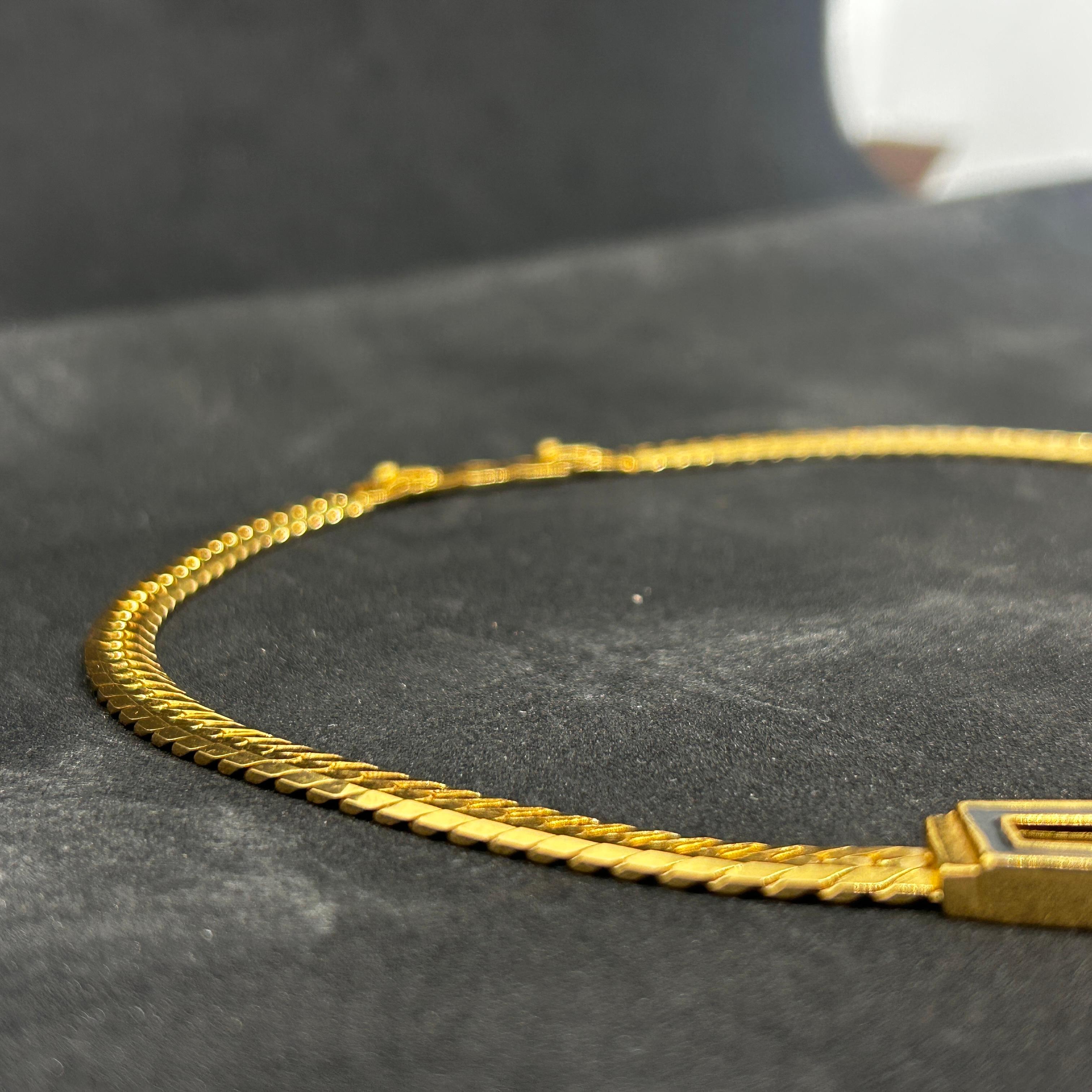 A Christian Dior Art Deco Necklace with Blue Gemstone and Rhinestone In Good Condition For Sale In Aci Castello, IT