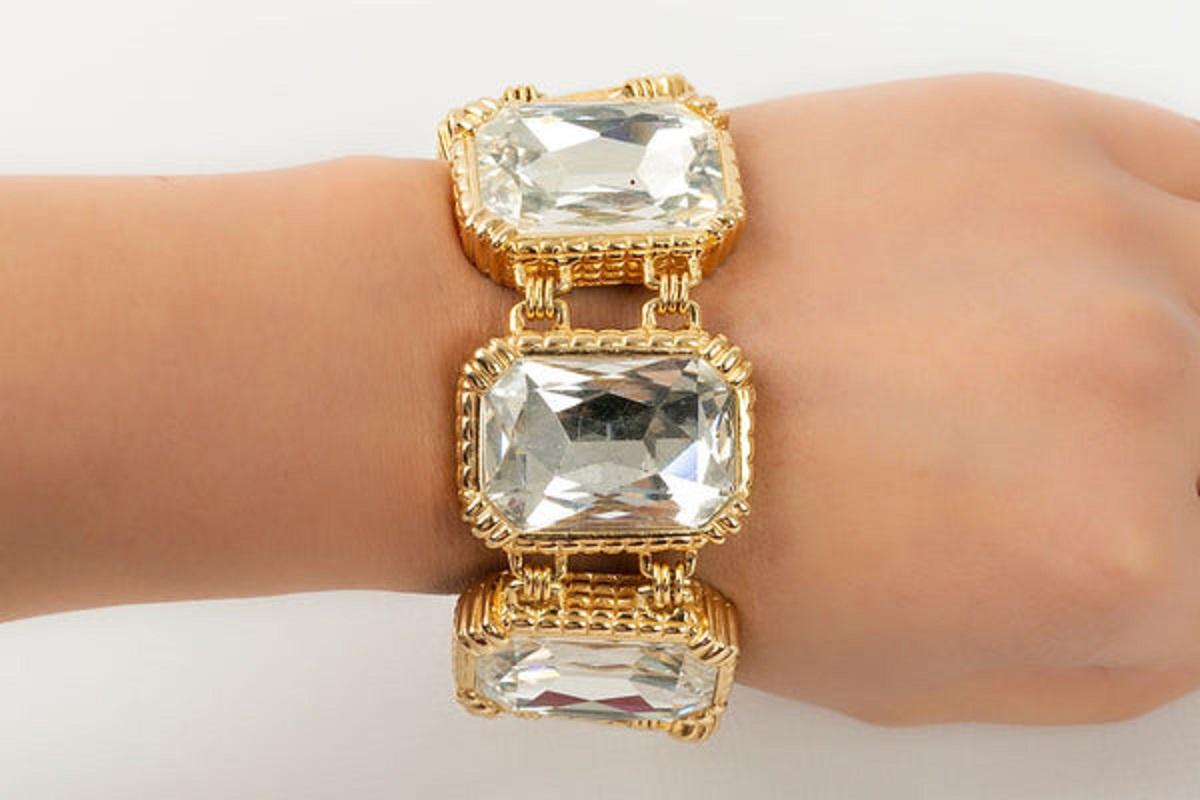 Christian Dior Articulated Bracelet in Gold Metal and Rhinestones For Sale 2