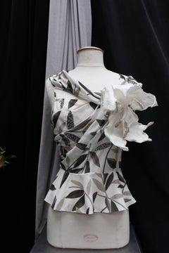 Christian Dior asymmetrical evening top in off-white chiffon and flowers