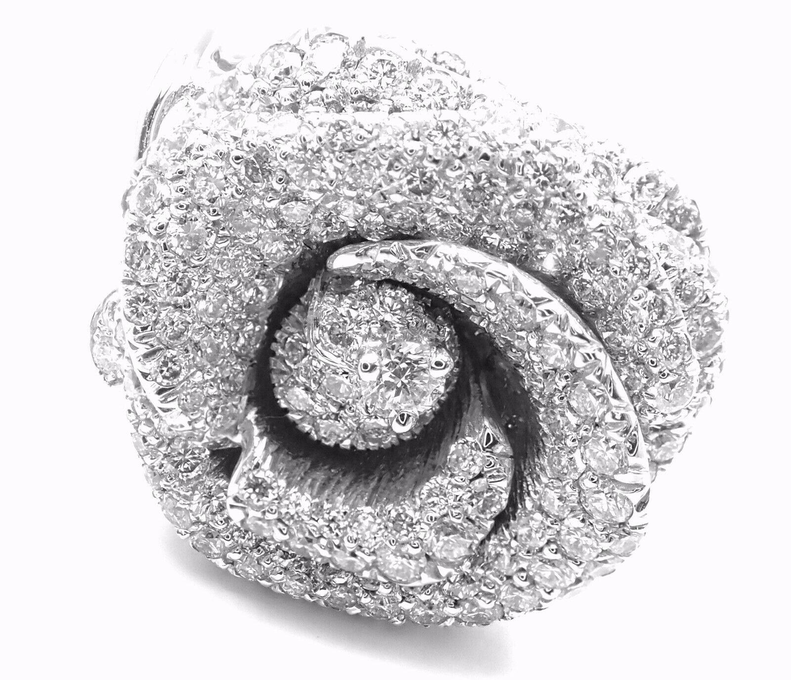 18k White Gold Bagatelle Rose Diamond Medium Model Ring by Christian Dior. 
With Round brilliant round cut diamonds VS1 clarity, E color total weight approx. 2.70ct
This ring comes with Dior box.
Details: 
Size: European 50, US 5 1/4
Weight: 19.6