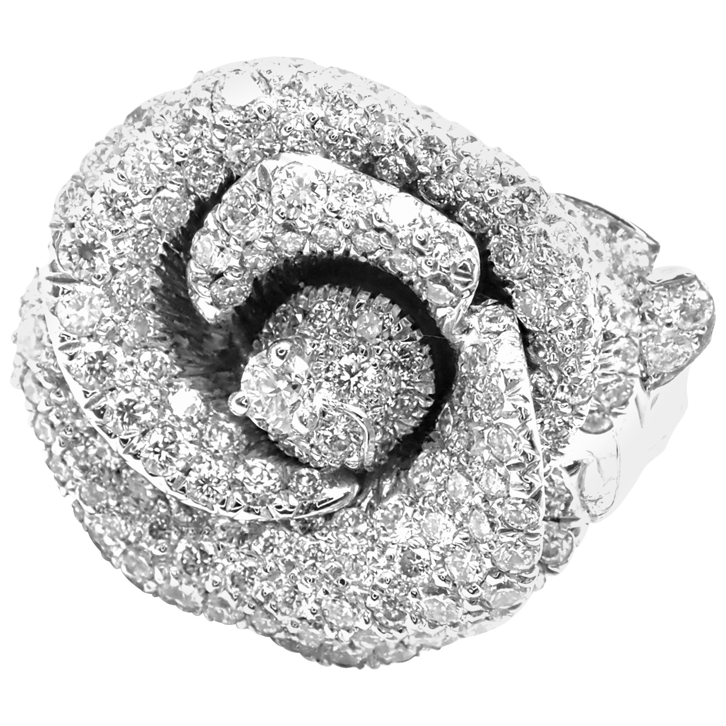 Christian Dior Bagatelle Rose Diamond Medium Model White Gold Ring