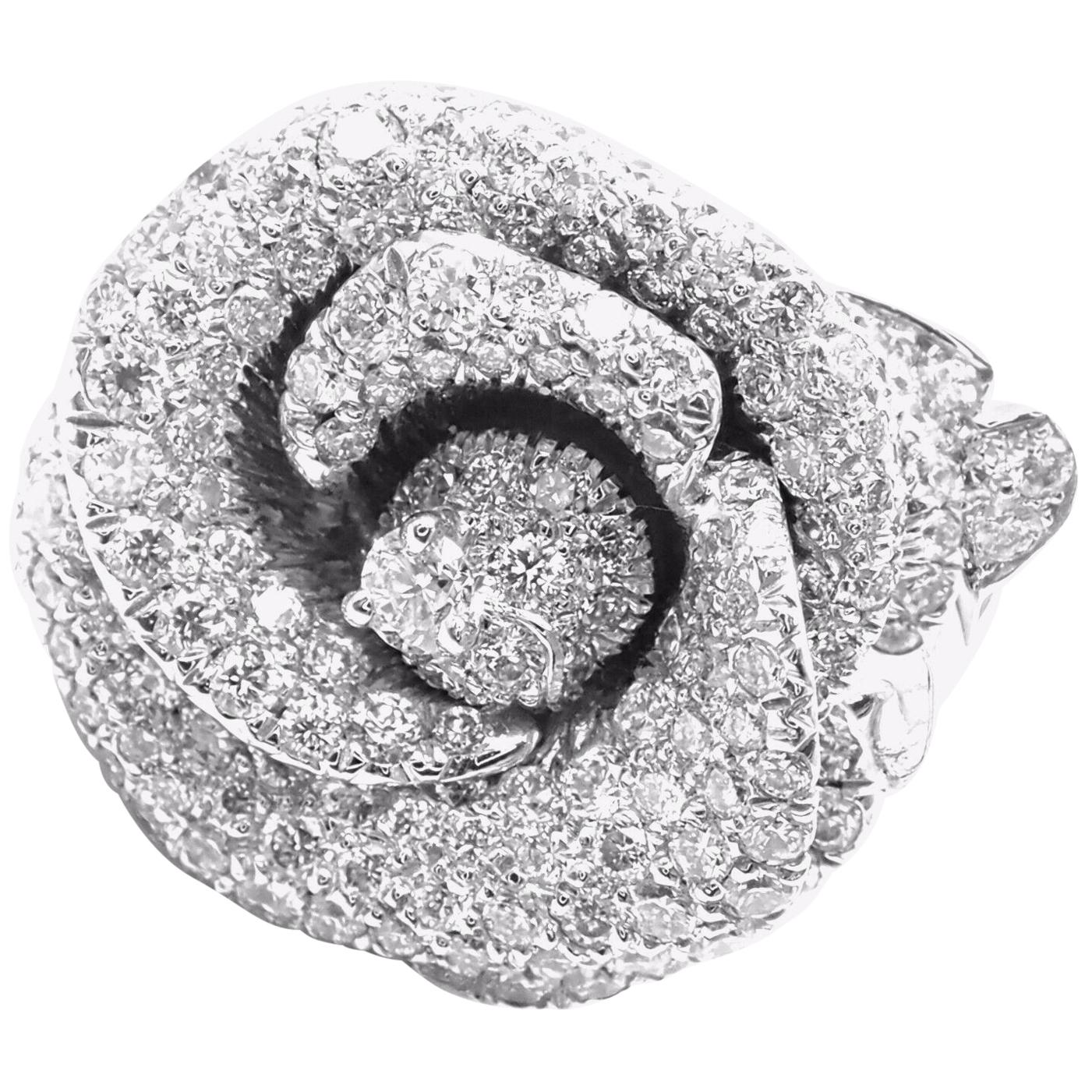 Christian Dior Bagatelle Rose Diamond Medium Model White Gold Ring