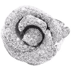 Vintage Christian Dior Bagatelle Rose Diamond Medium Model White Gold Ring