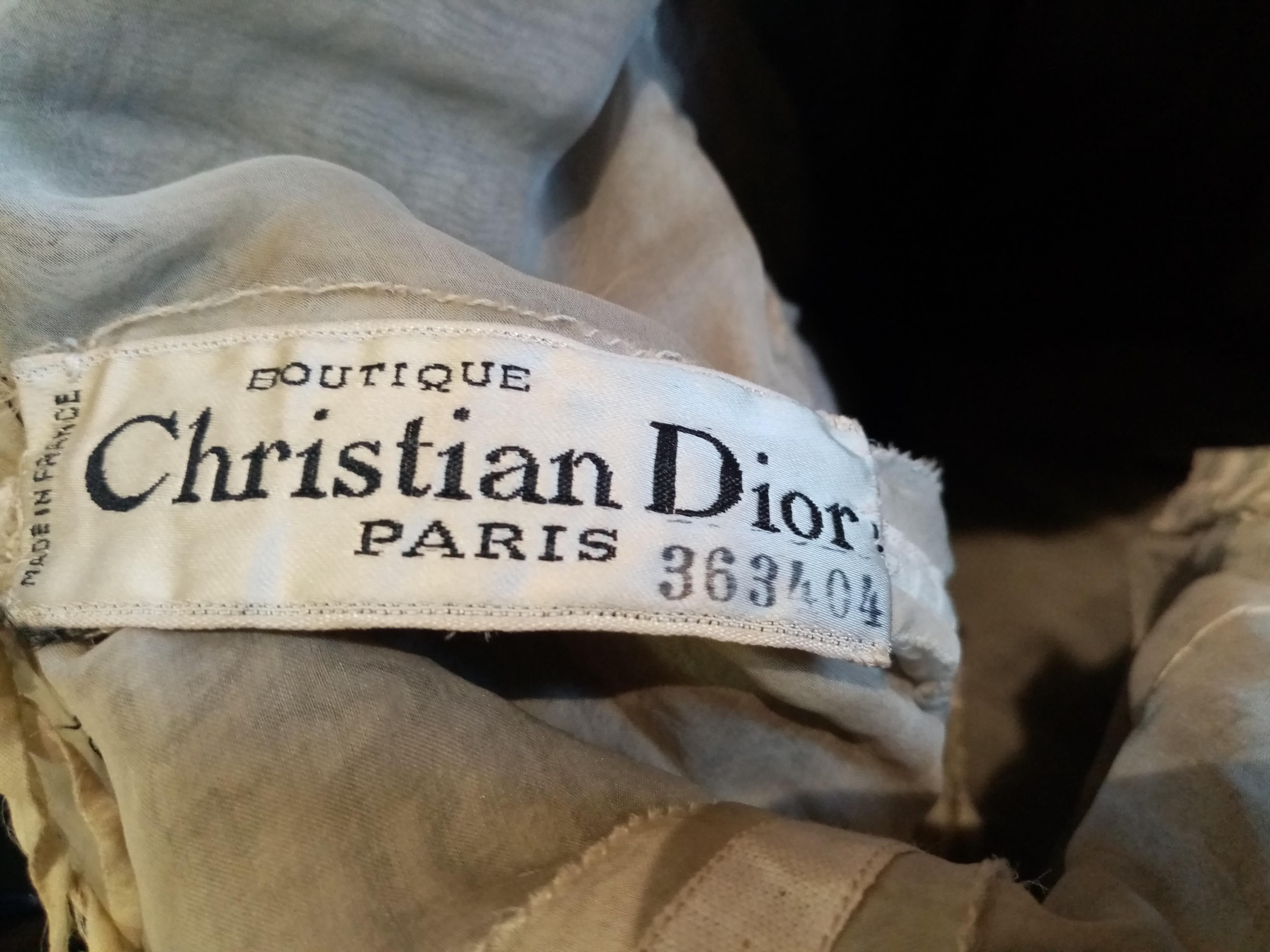 Christian Dior Ball Gown in black tulle & satin appliqué N° 363404 Circa 1955 8