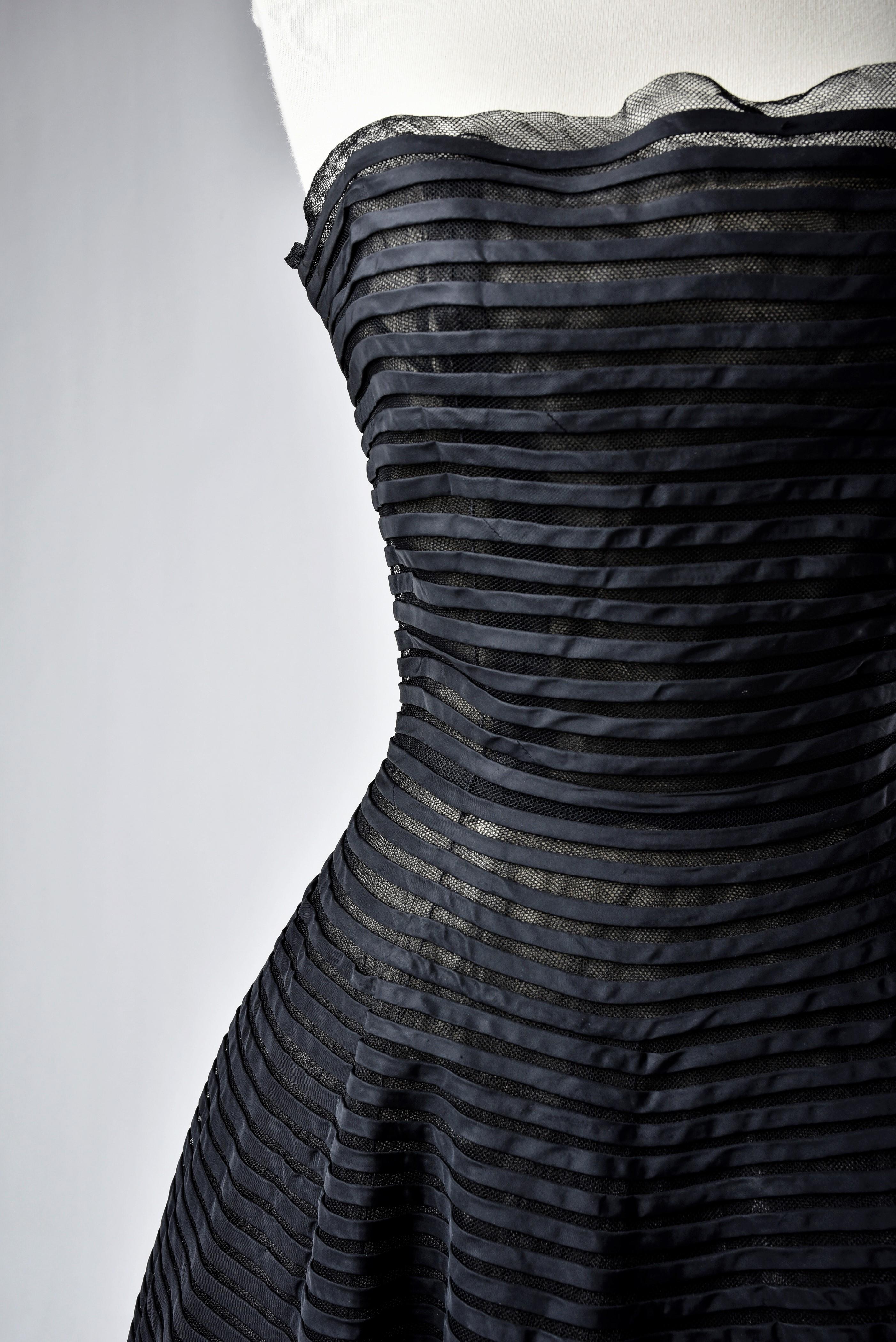 Christian Dior Ball Gown in black tulle & satin appliqué N° 363404 Circa 1955 1