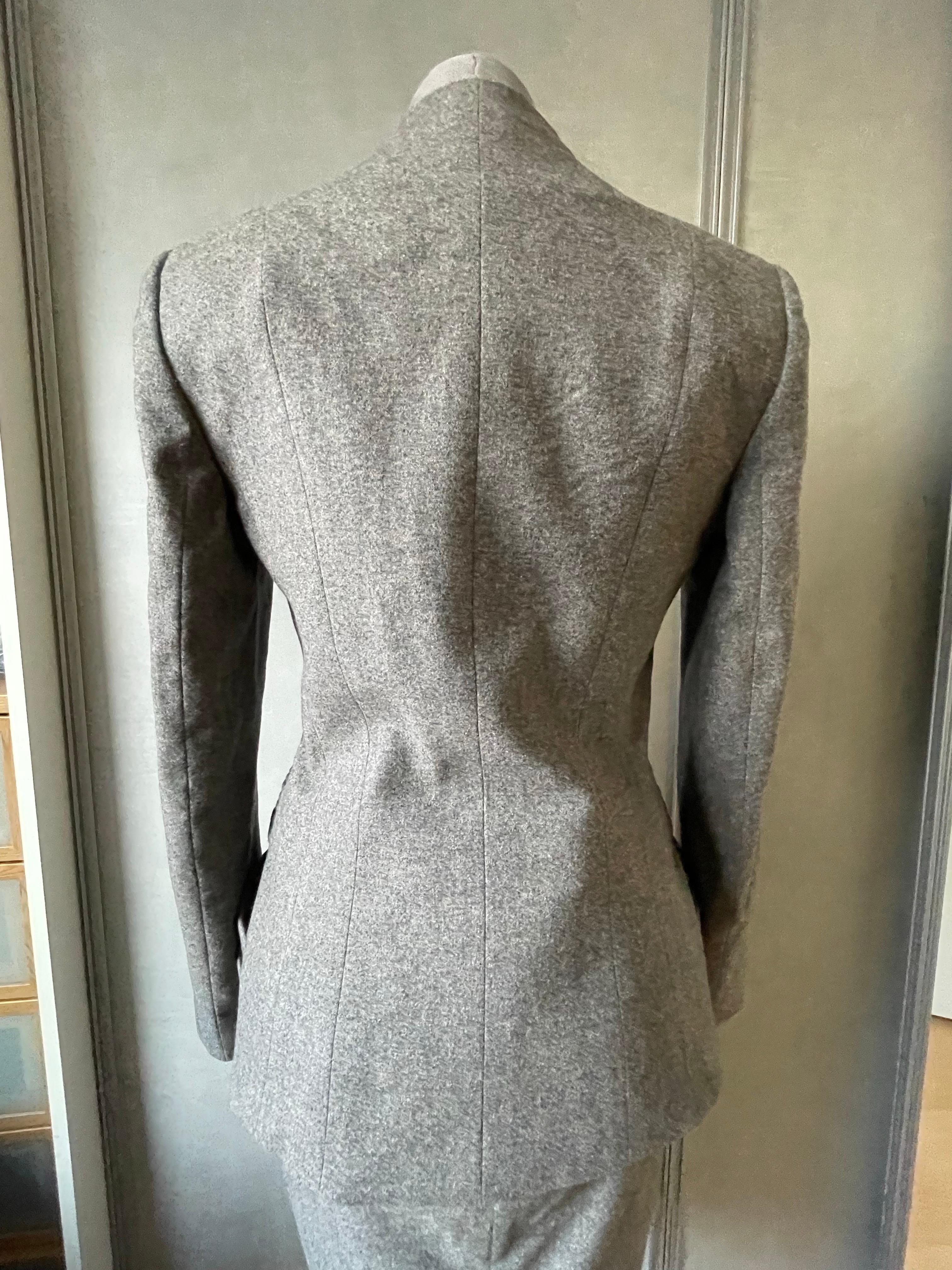 CHRISTIAN DIOR BAR Veste et jupe. en vente 7