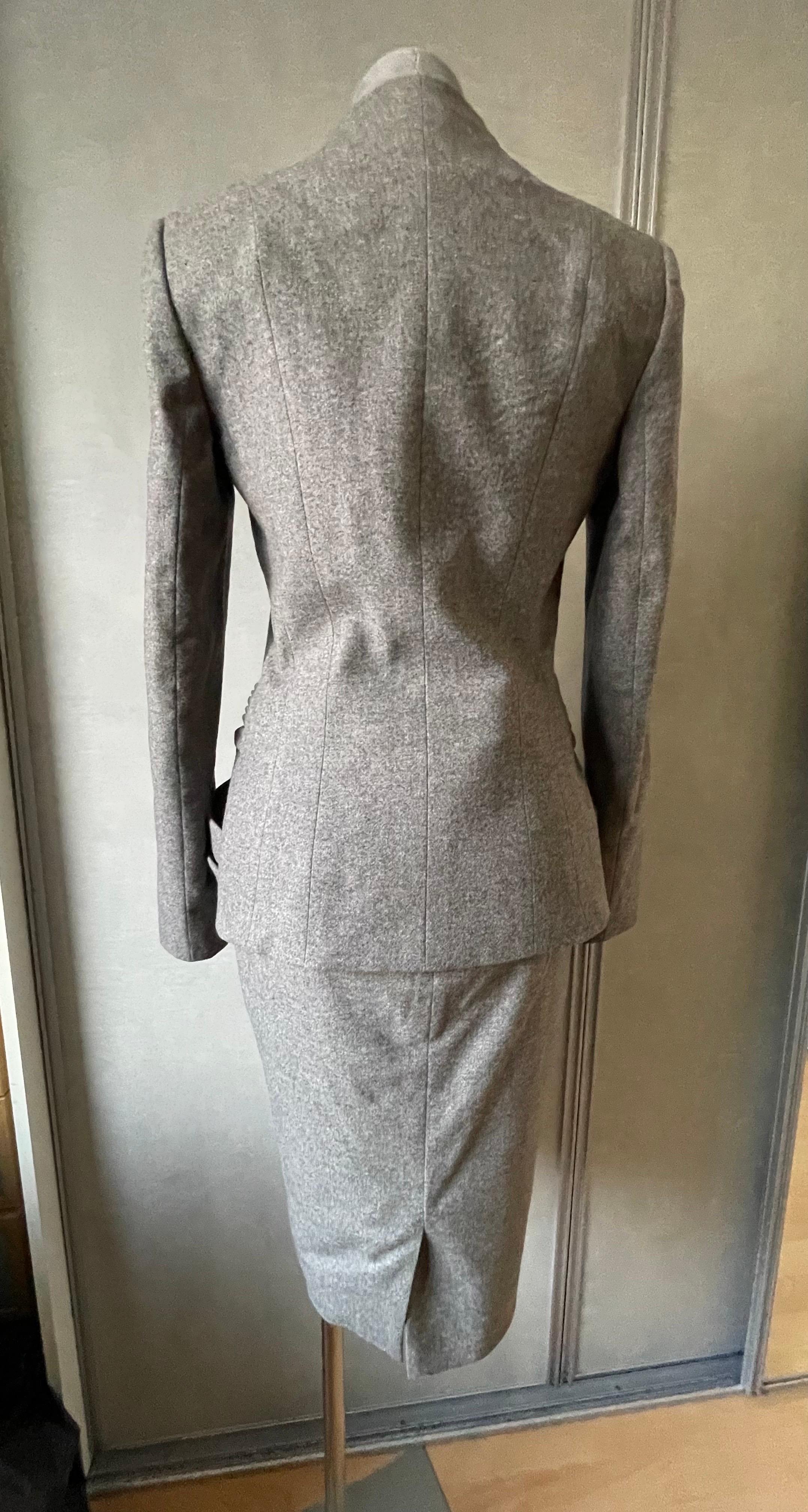 CHRISTIAN DIOR BAR Veste et jupe. en vente 10