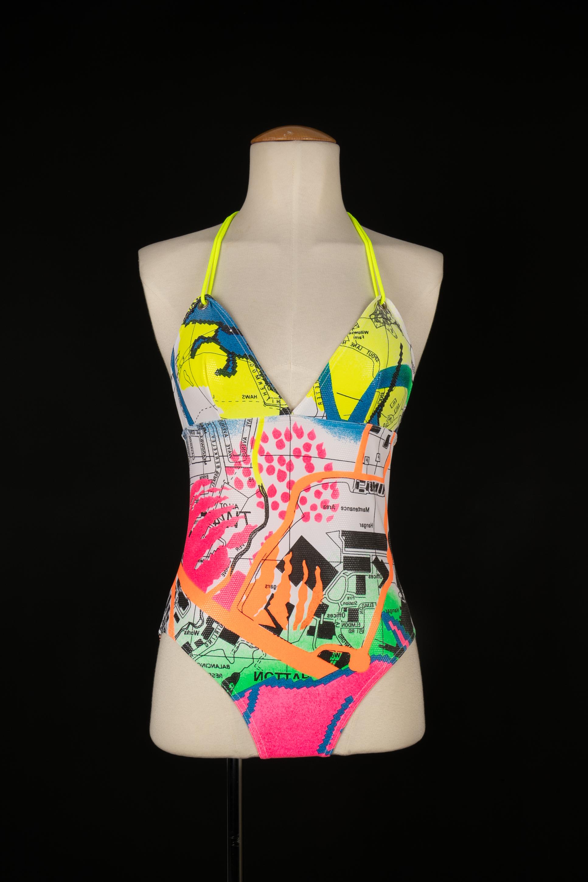 Christian Dior beach set 2001 In Excellent Condition In SAINT-OUEN-SUR-SEINE, FR