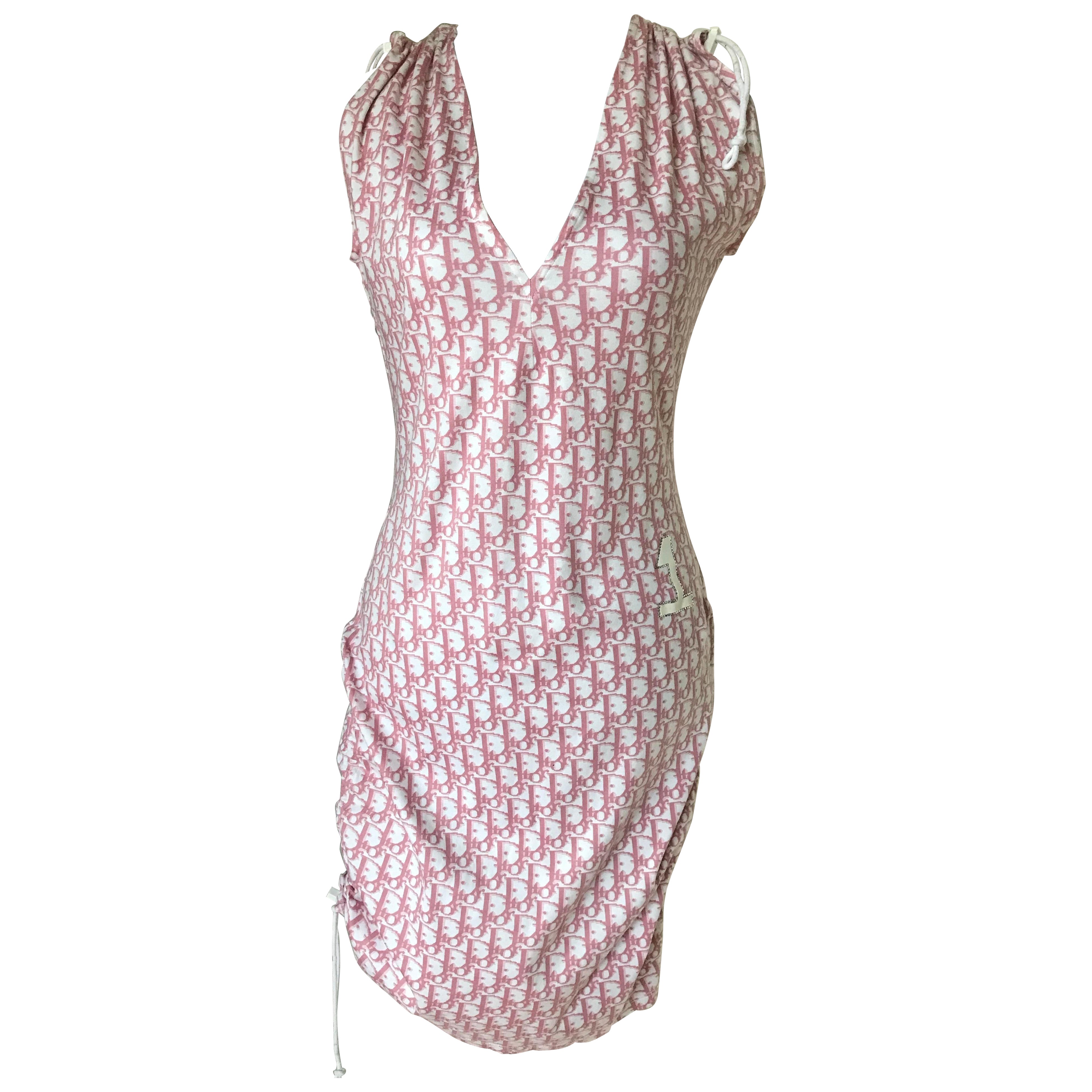 CHRISTIAN DIOR Precioso vestido oblicuo con monograma