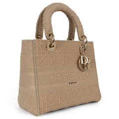 CHRISTIAN DIOR beige 2020 CANNAGE MEDIUM D-LITE TOTE Bag