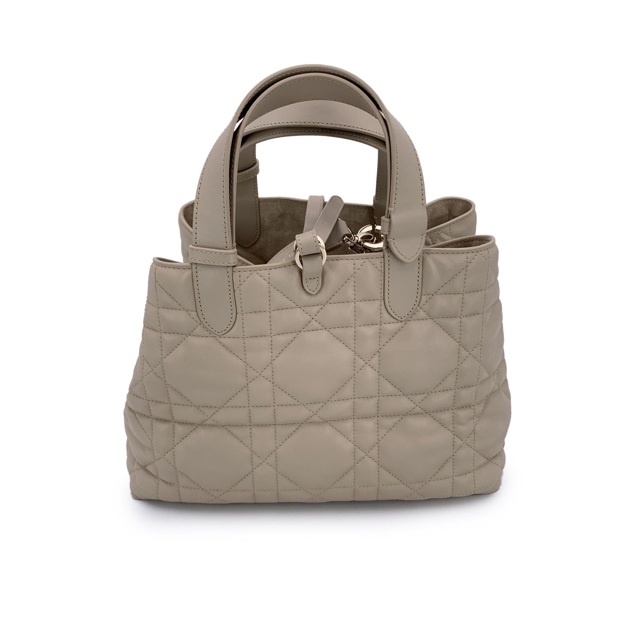 Christian Dior Beige Cannage Leather Quilted Toujours Tote Bag In Excellent Condition In Rome, Rome