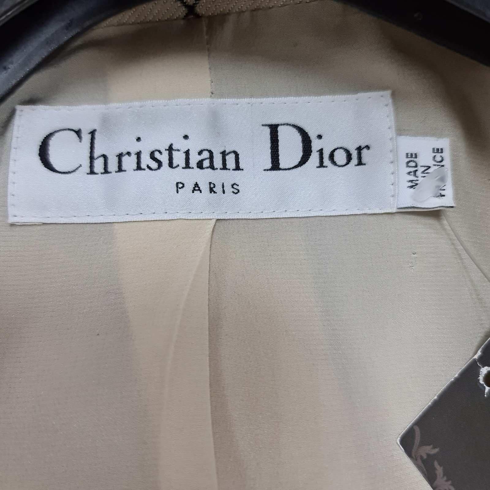 Christian Dior Beige karierter Kurzer Trenchcoat im Angebot 3