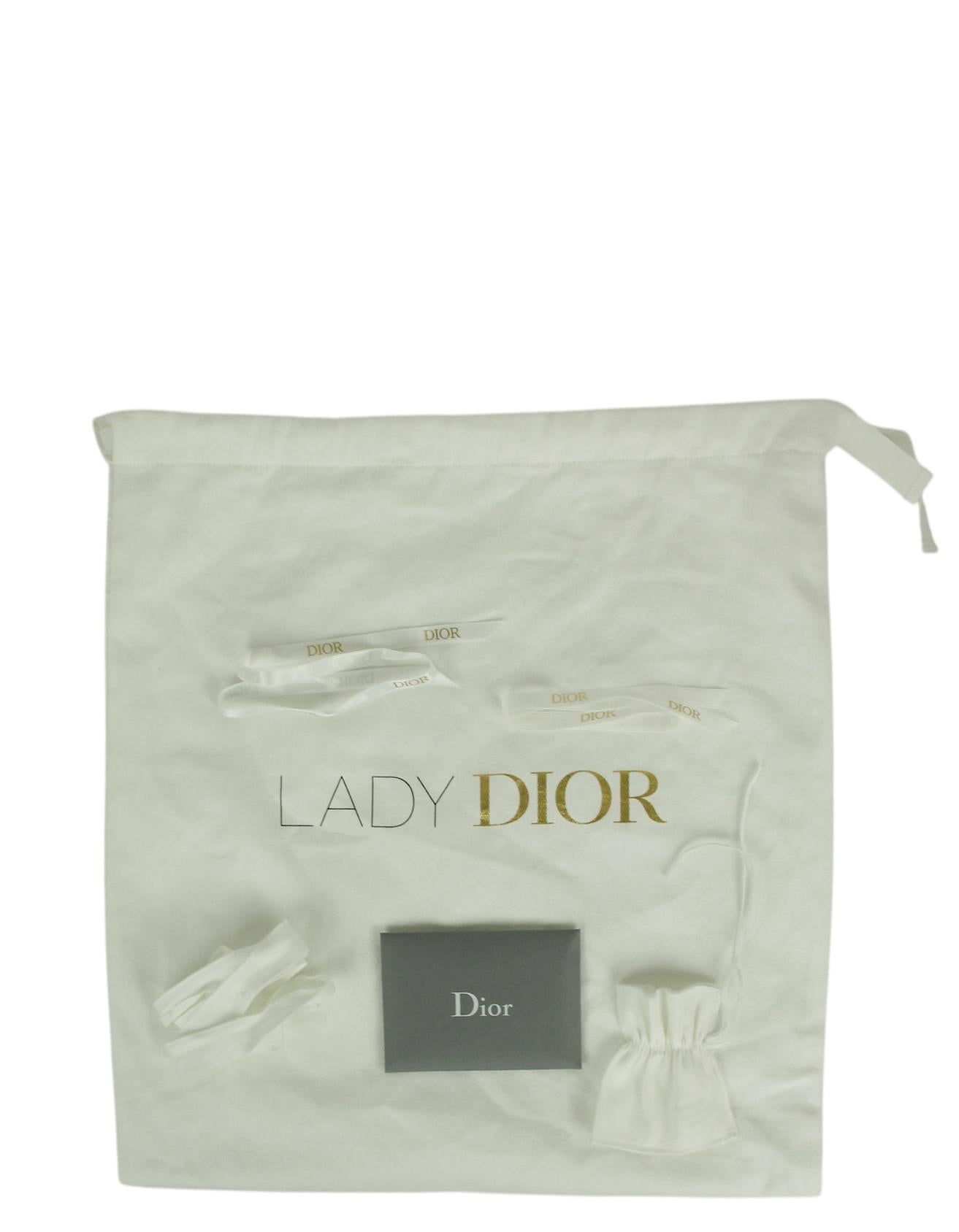 Christian Dior Borsa media trapuntata in pelle beige Cannage Dior in vendita 5