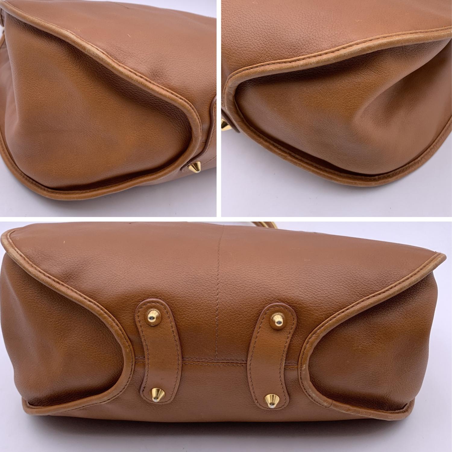 Christian Dior Beige Leather Dior 61 Hobo Shoulder Bag Tote In Good Condition In Rome, Rome