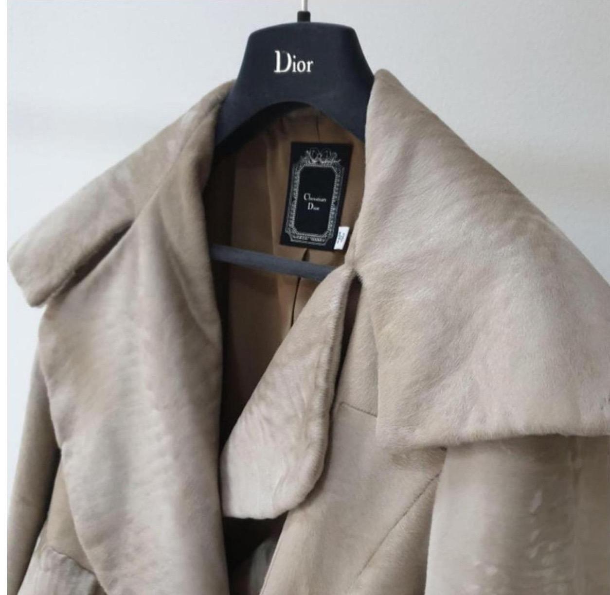 Christian Dior Beige Leder Fuchs Trimmed Jacke Sz.36 im Angebot 2