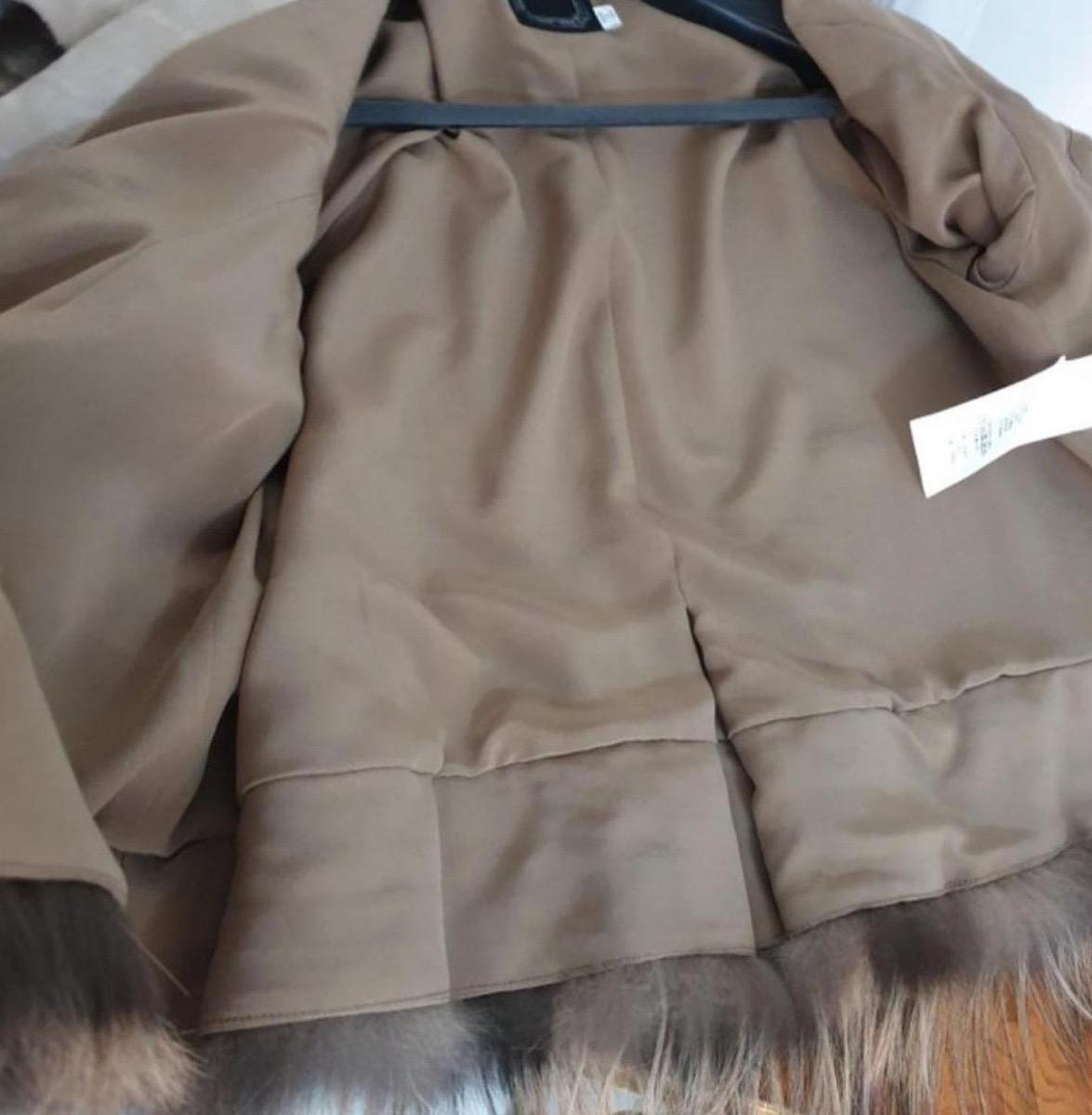 Christian Dior Beige Leder Fuchs Trimmed Jacke Sz.36 im Angebot 3