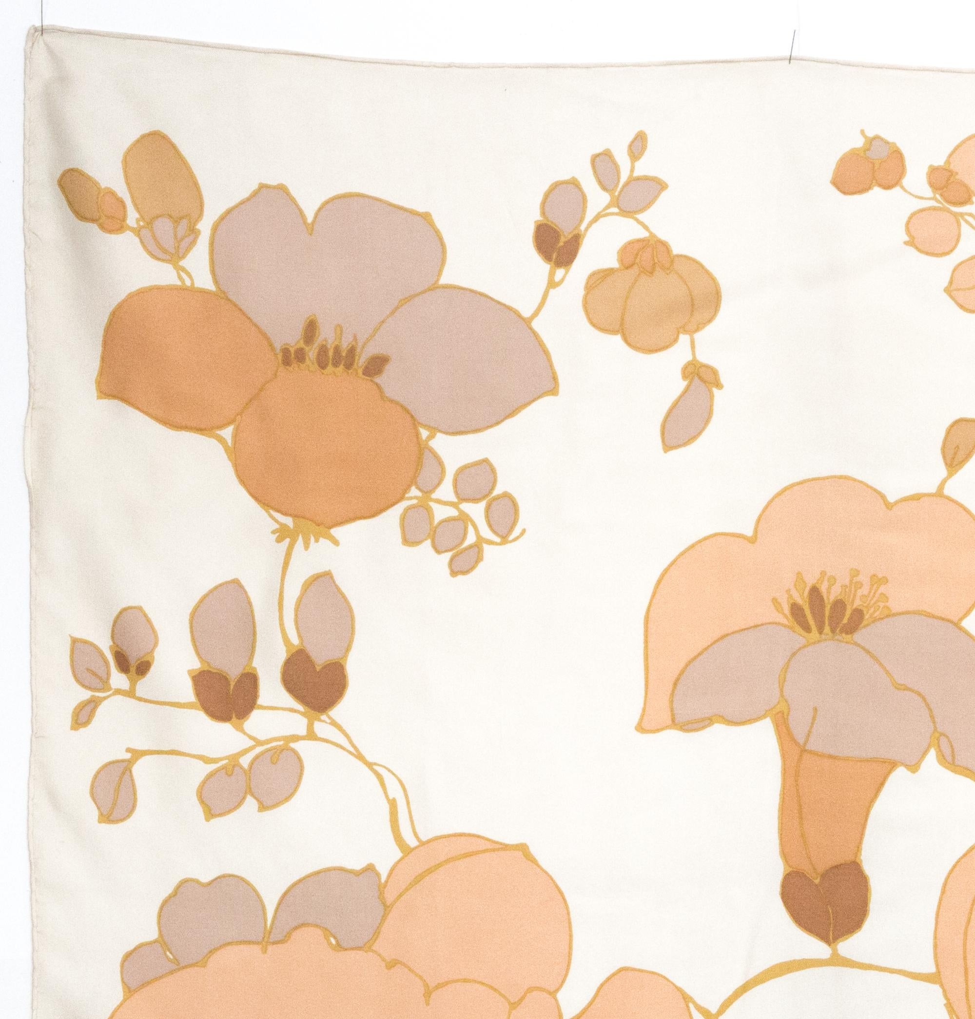 Christian Dior Beige Silk Scarf In Good Condition In Paris, FR